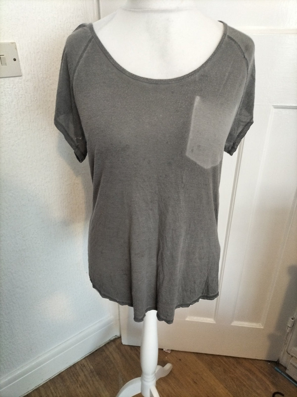 Ladies Superdry Size XL Grey Shimmer Short Sleeved Blouse