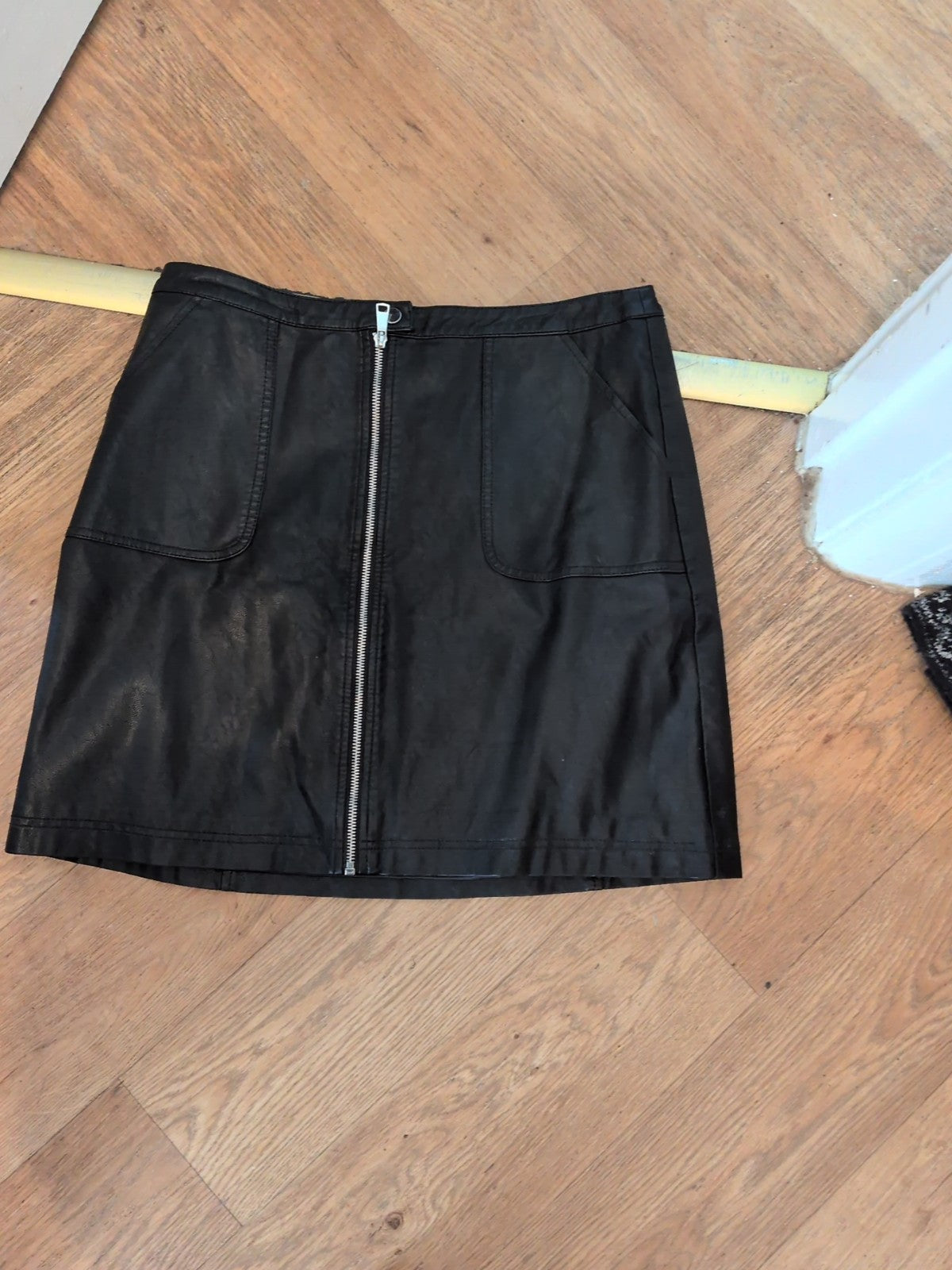 F&F 12 Black Pleather Front Zip Skirt