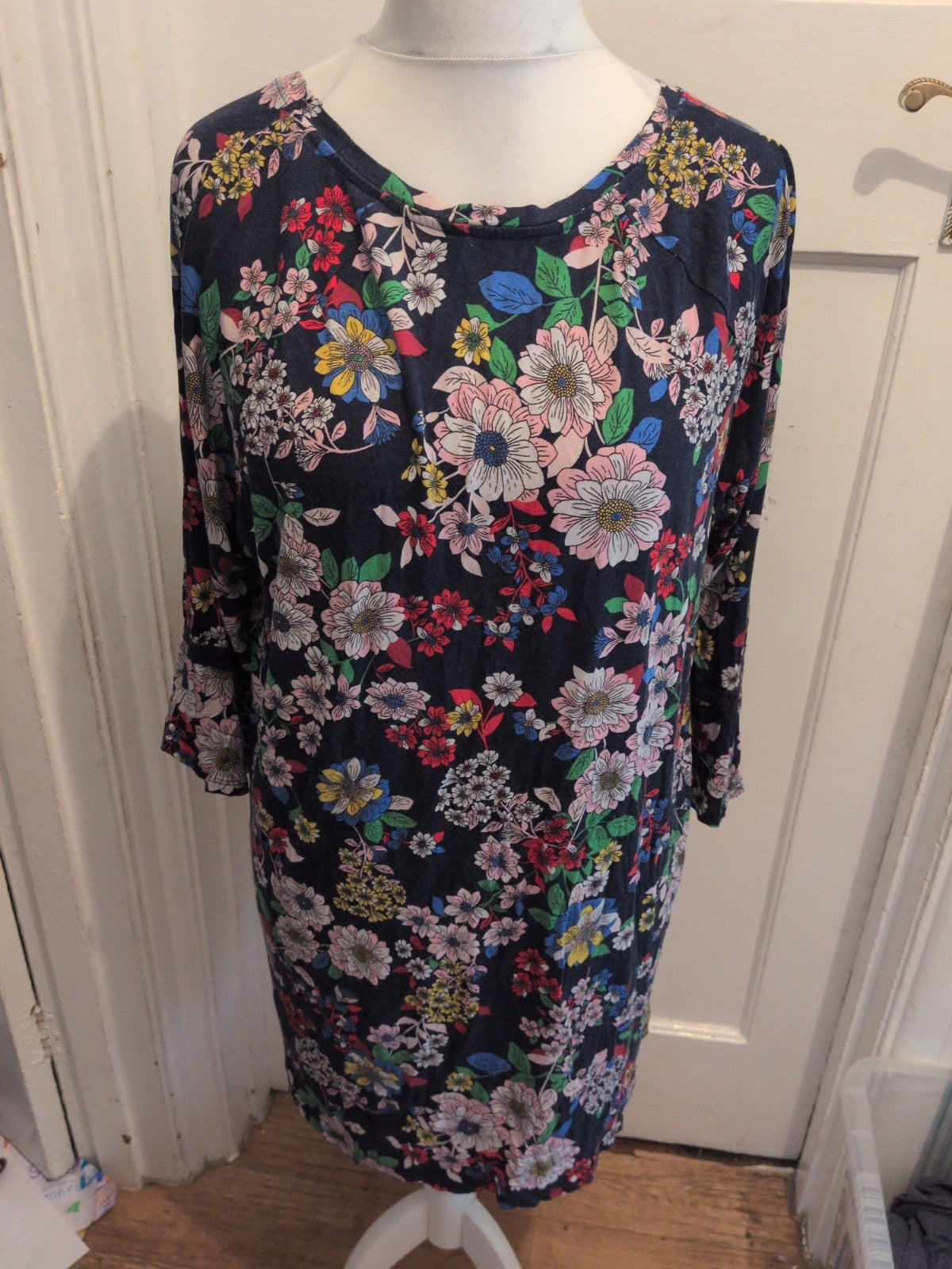 TU 24 Navy Flower Long Sleeve Blouse