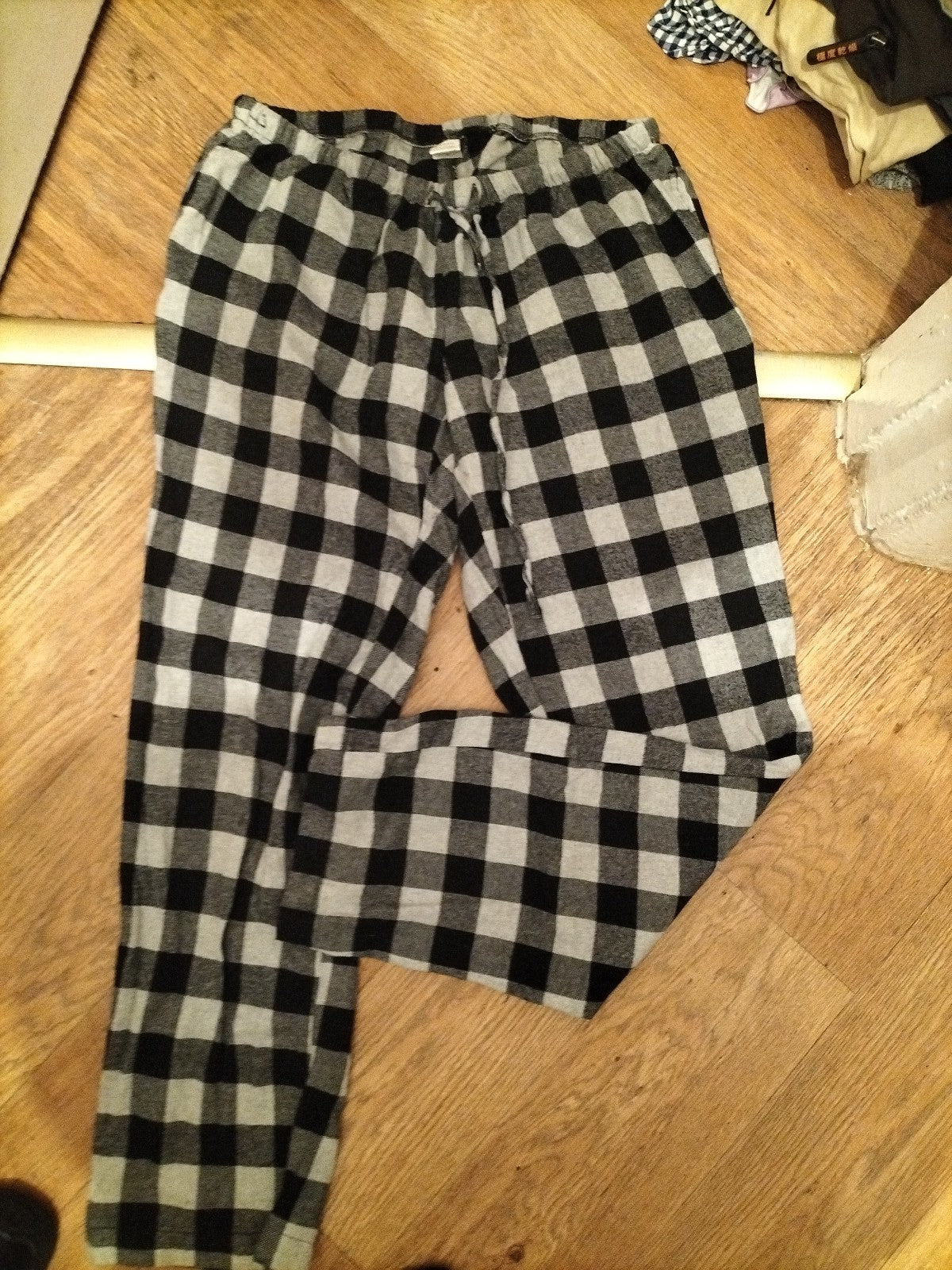 Large Grey Check Elasticated Pyjama Bottoms