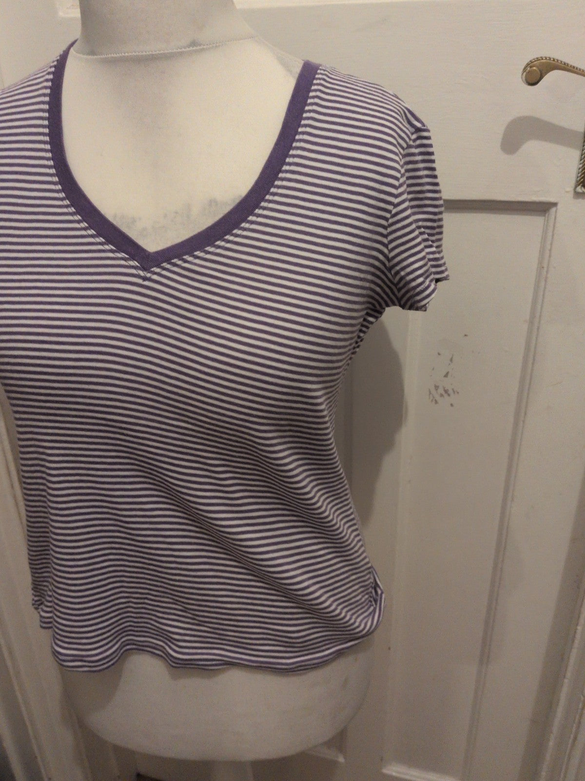 Ladies Marks And Spencer Size 14 V Neck Purple Stripe Short Sleeve T-shirt