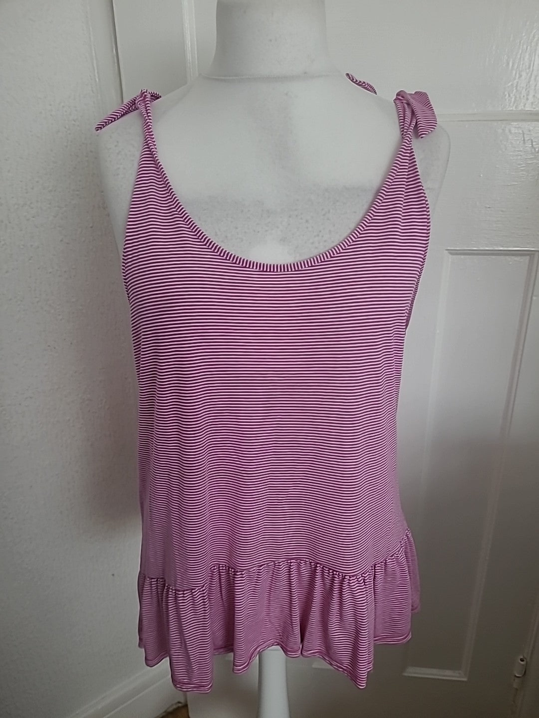 Ladies George Size 18 Hot Pink And White Striped Blouse Sleeveless