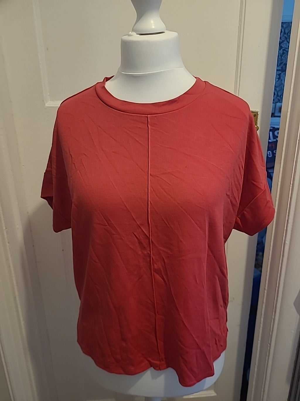 Ladies Tu Size 12 Red Short Sleeved Tshirt