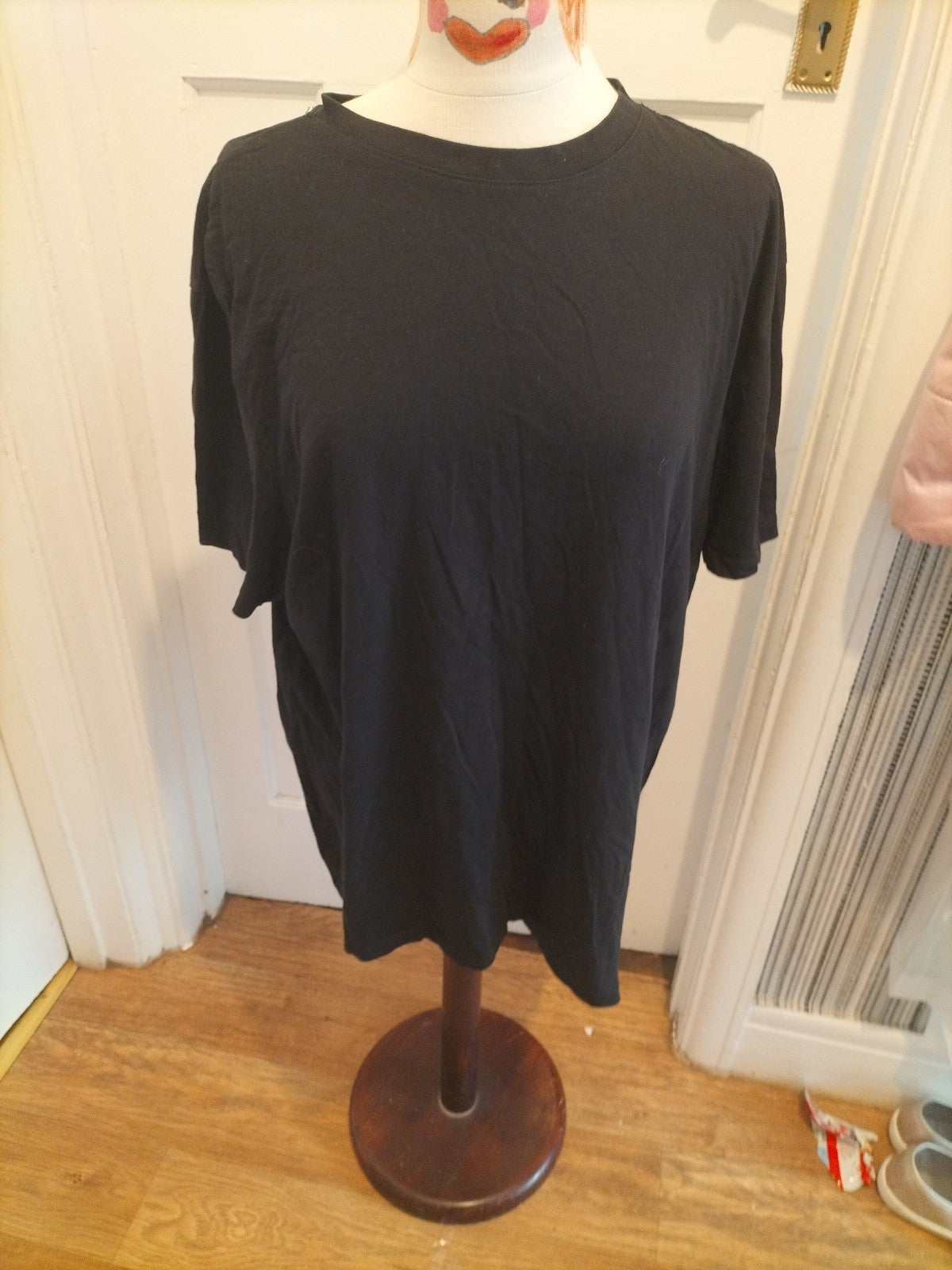 Mens Primark Size 2XL Black Round Neck Short Sleeved Tshirt