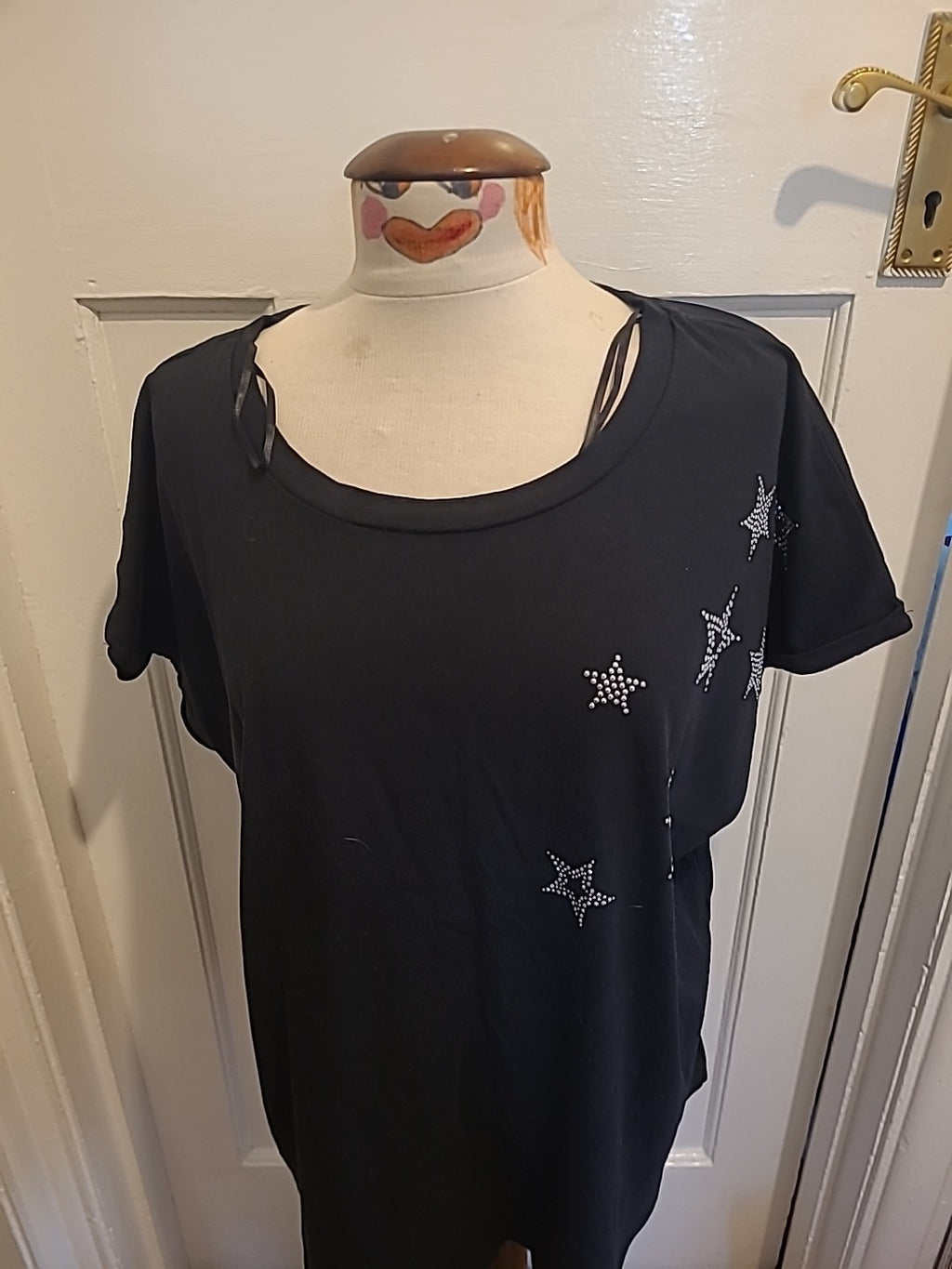 Ladies Emreco Size 20 Black With Silver Stars Tshirt
