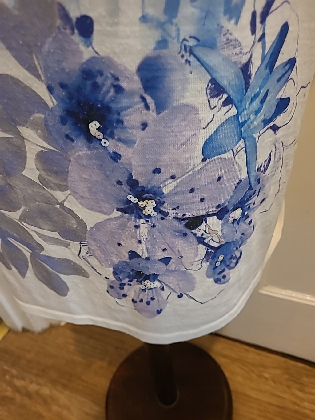 Ladies George Size 24 Blue/White Floral With Sequins Blouse