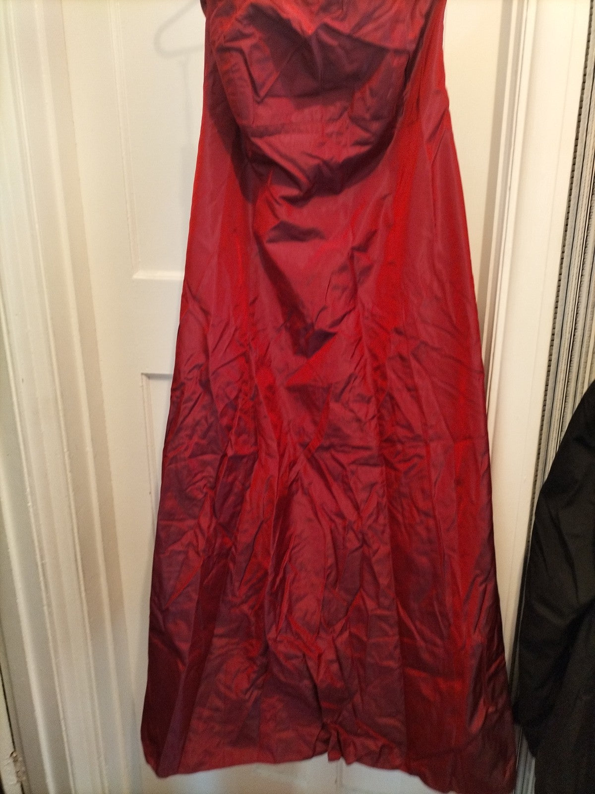 Ladies Size 14 Burgundy Sleeveless Strapless Long Length Dress