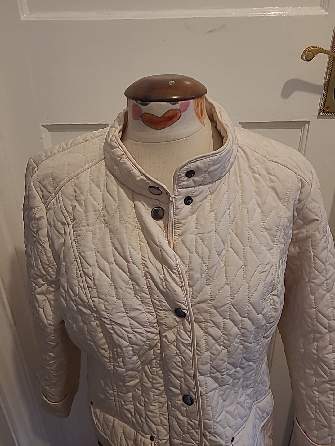 Ladies Size 10 Cream Lined Jacket