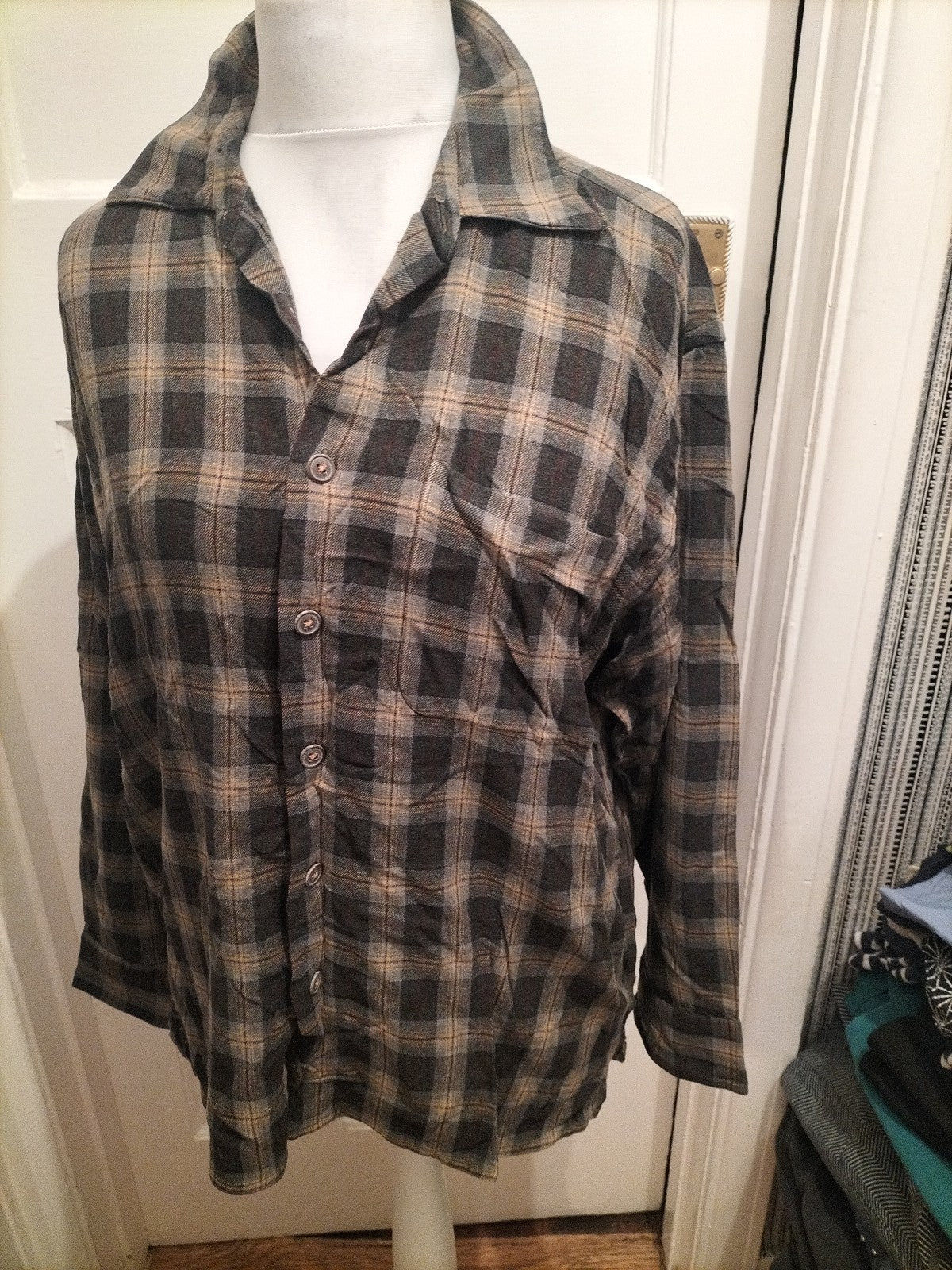 Mens Folio Size XL Grey Toned Long Sleeved Shirt