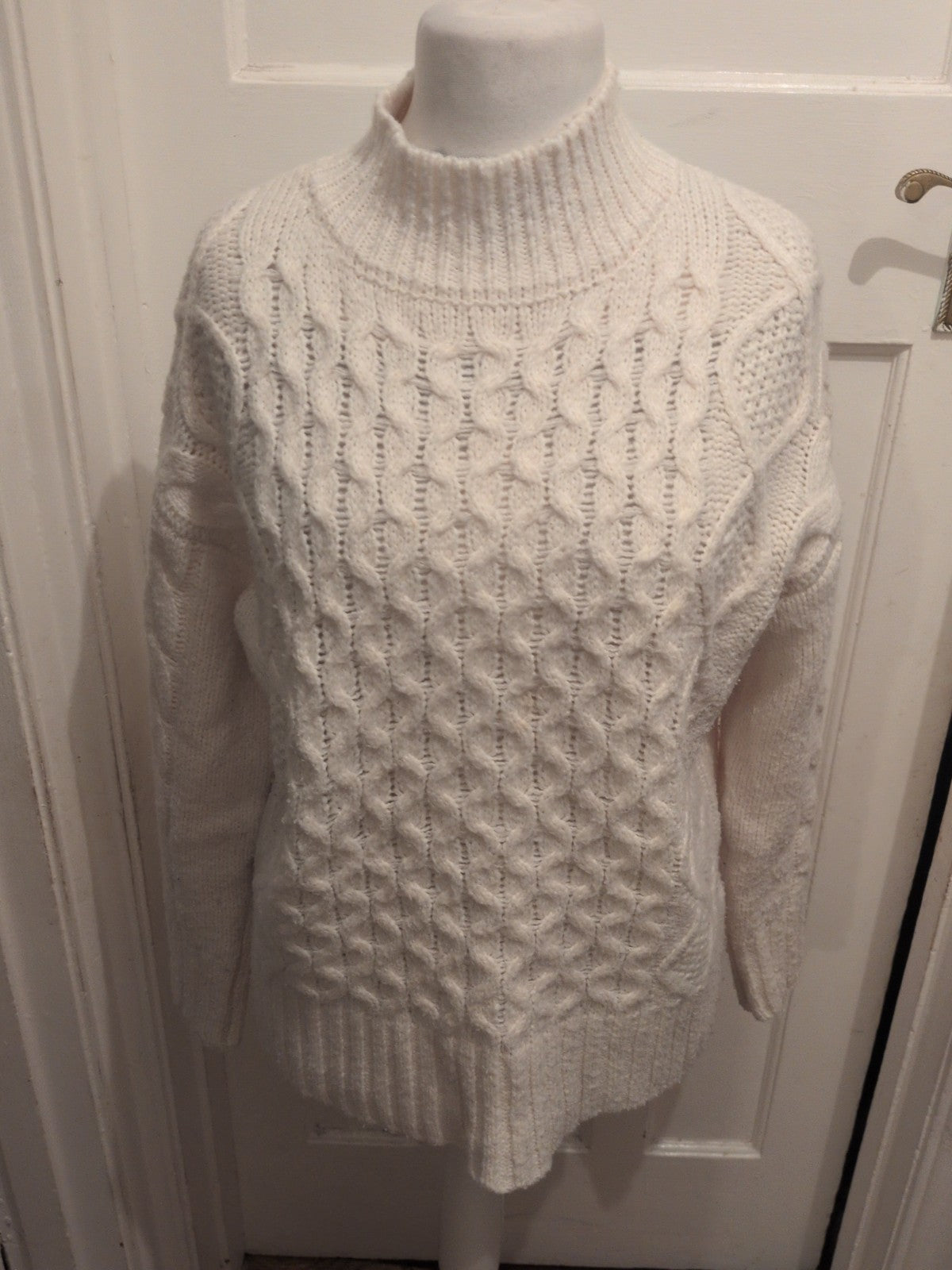 Ladies George Size Medium White Knit Patten High Neck Pullover Jumper