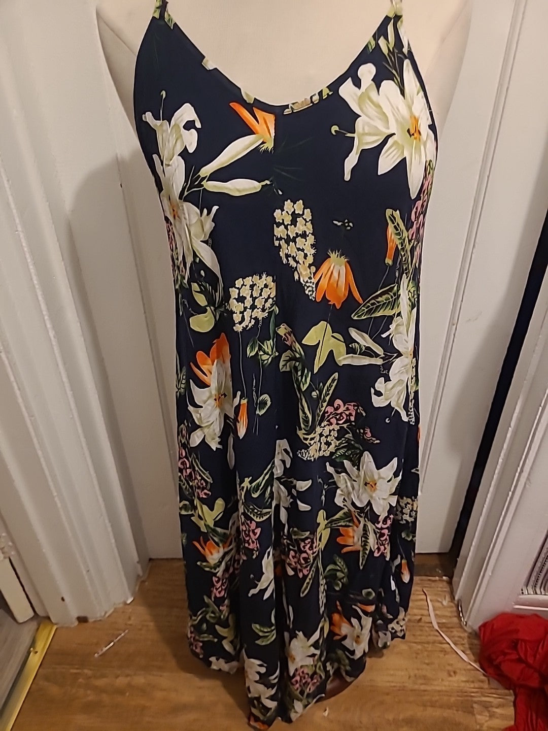 Ladies J.stars Size Medium Black With Floral Pattern Sleeveless Pencil Dress