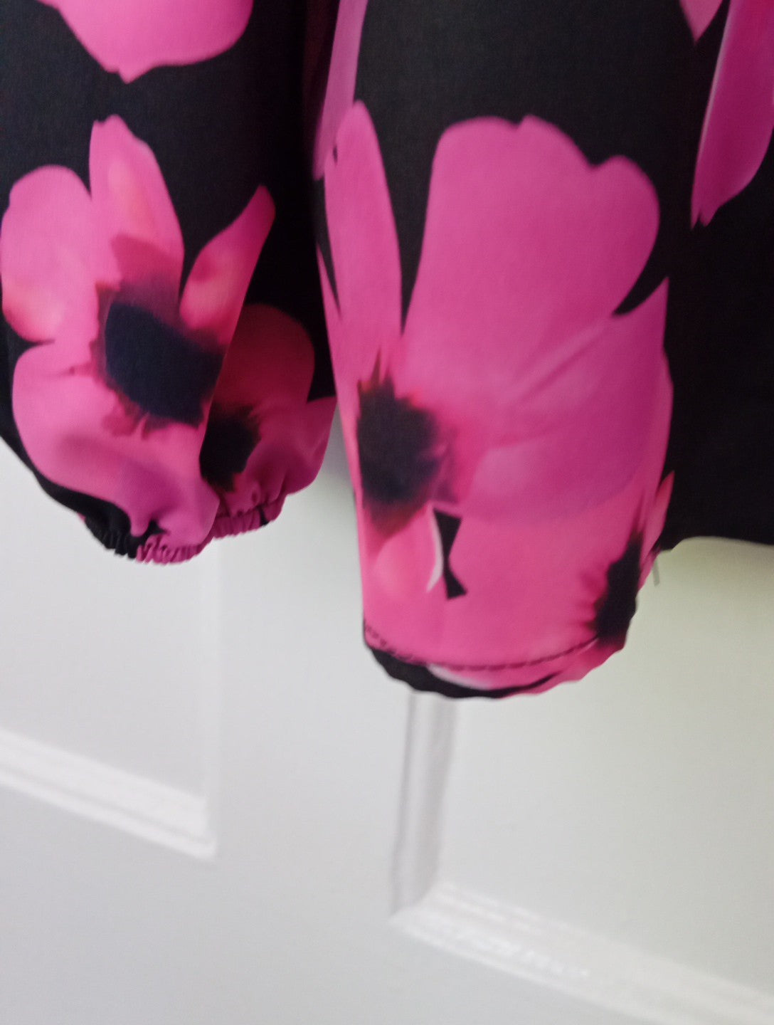Ladies Black & Pink Blouse Long Sleeved Large Print Floral Size 5xl Free...