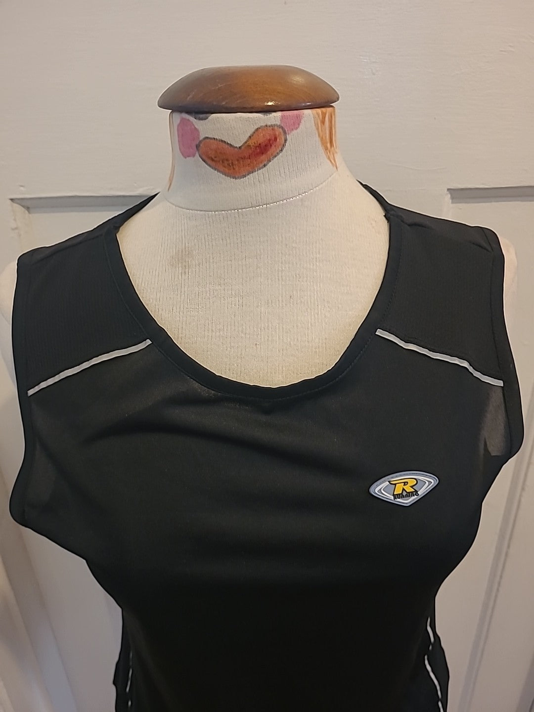 Ladies Feroti Sport Size Large Black Activewear Tshirt