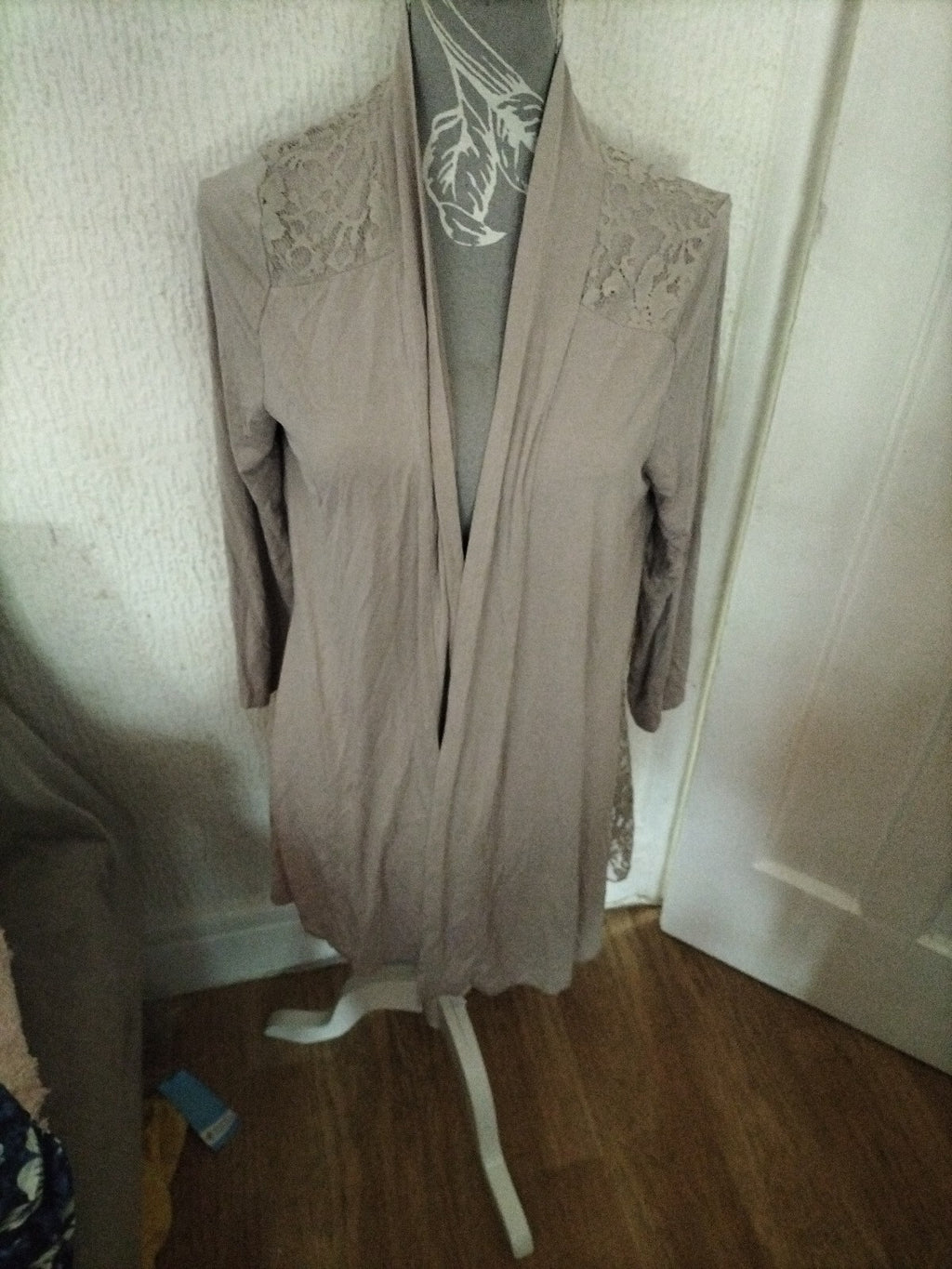 Ladies Together Size Medium Pale Brown Long Sleeve Cardigan