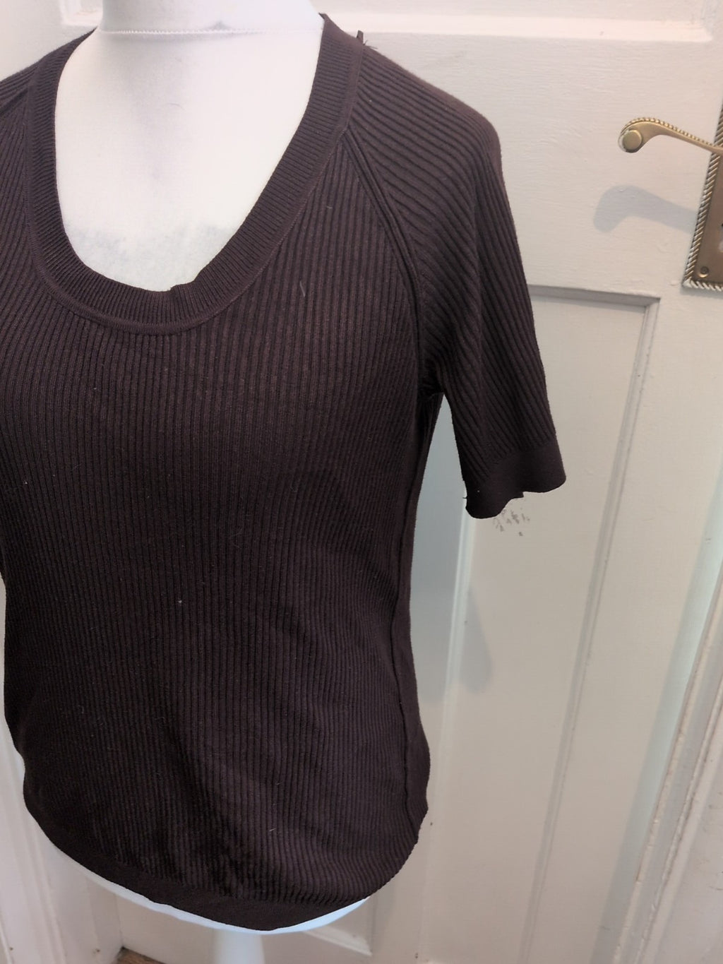 Kabi XL Dark Brown Ribbed Short Sleeve Top
