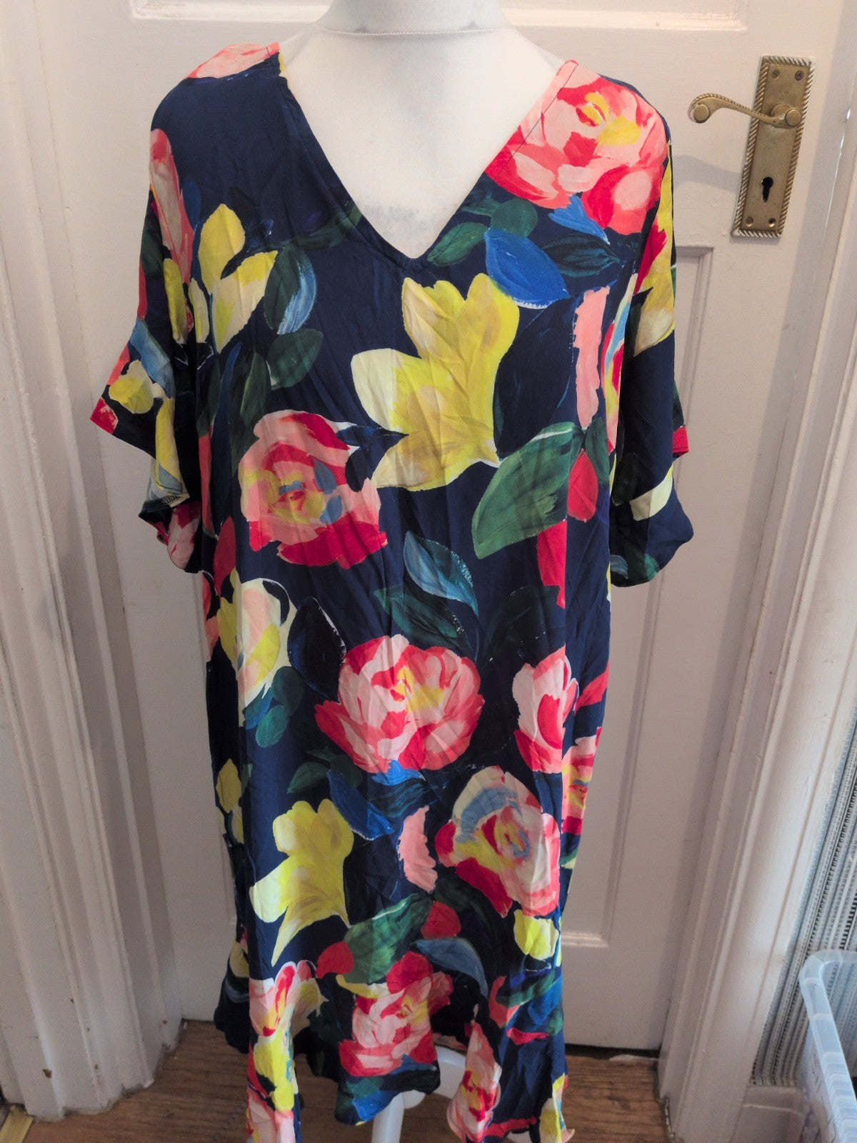 20 Navy With Colourful Flowers Short Sleeve Dress