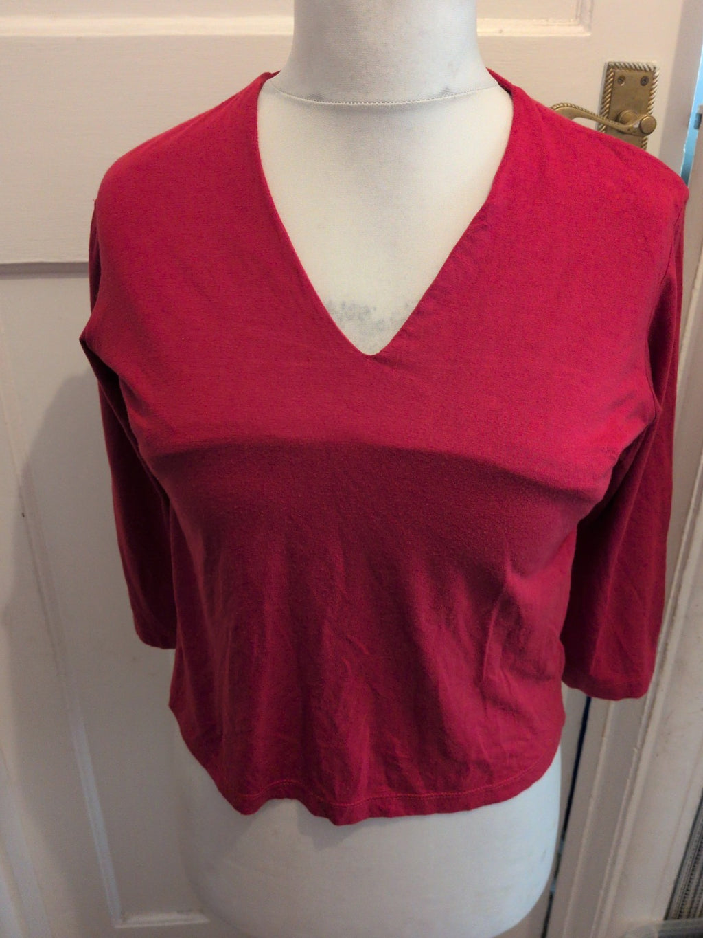 Ladies Small Red V Neck Long Sleeve T-shirt