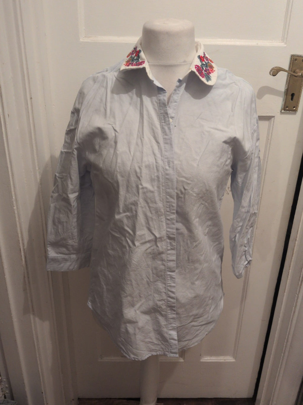 Ladies Zara Size Small Blue And White Collared Long Sleeve Blouse