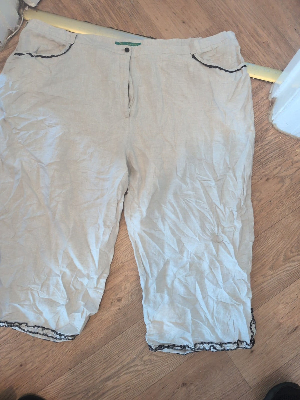 Alain Weiz EU 56 100% Linen Flax Colour Cropped Trousers