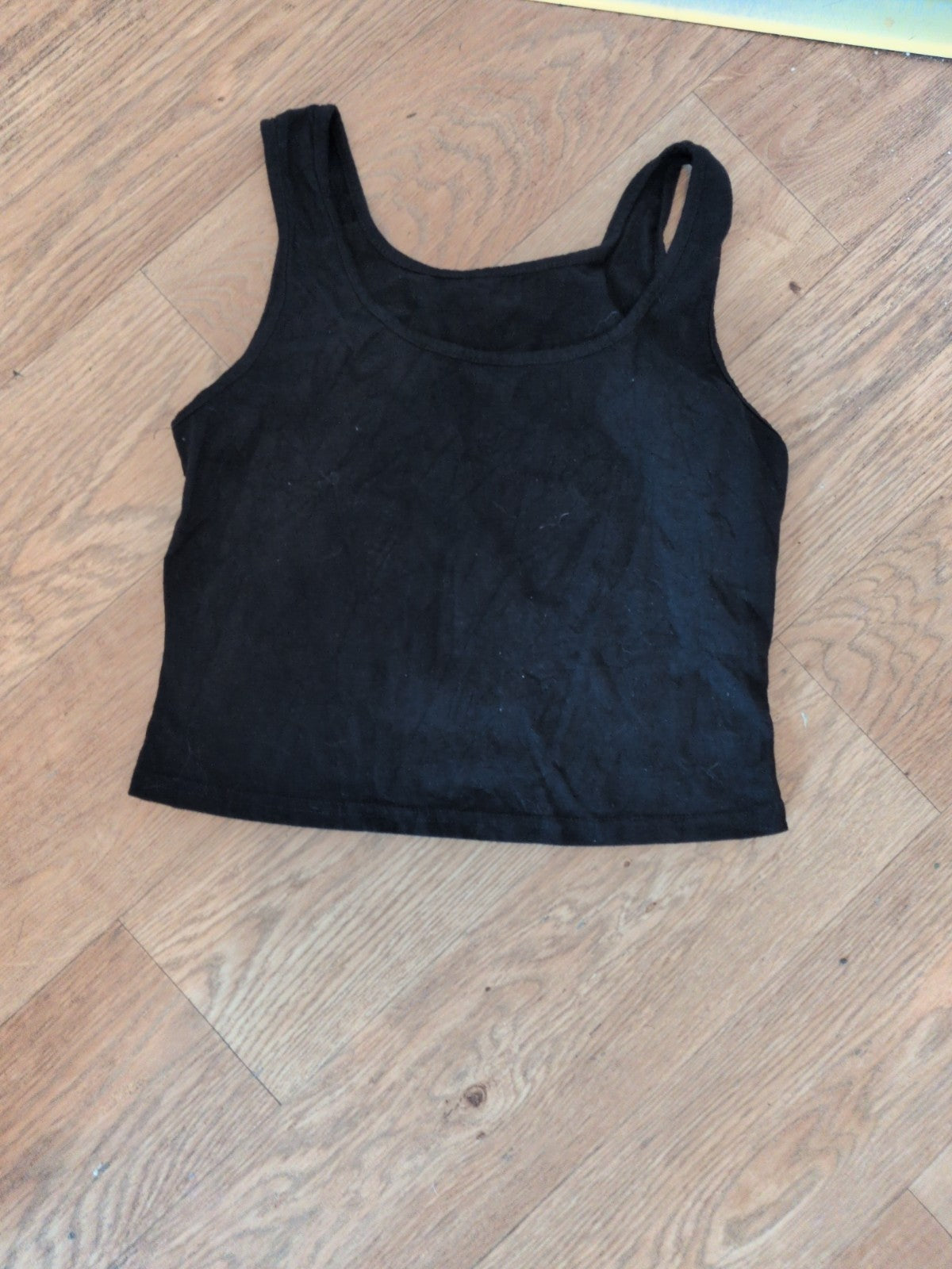 Shein Large Scoop Neck Sleeveless Top