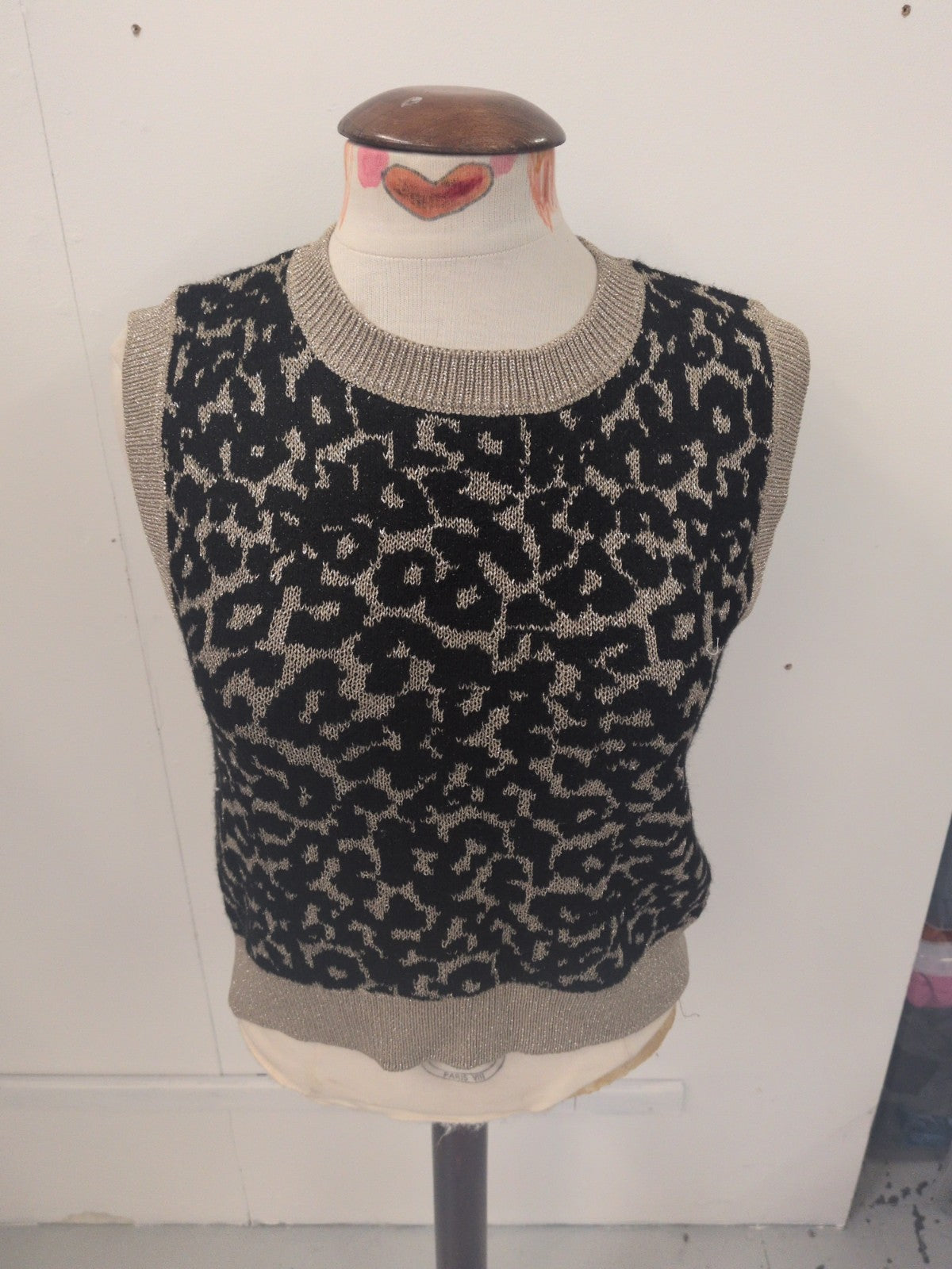 Primark Small Black And Gold Sleeveless Jumper