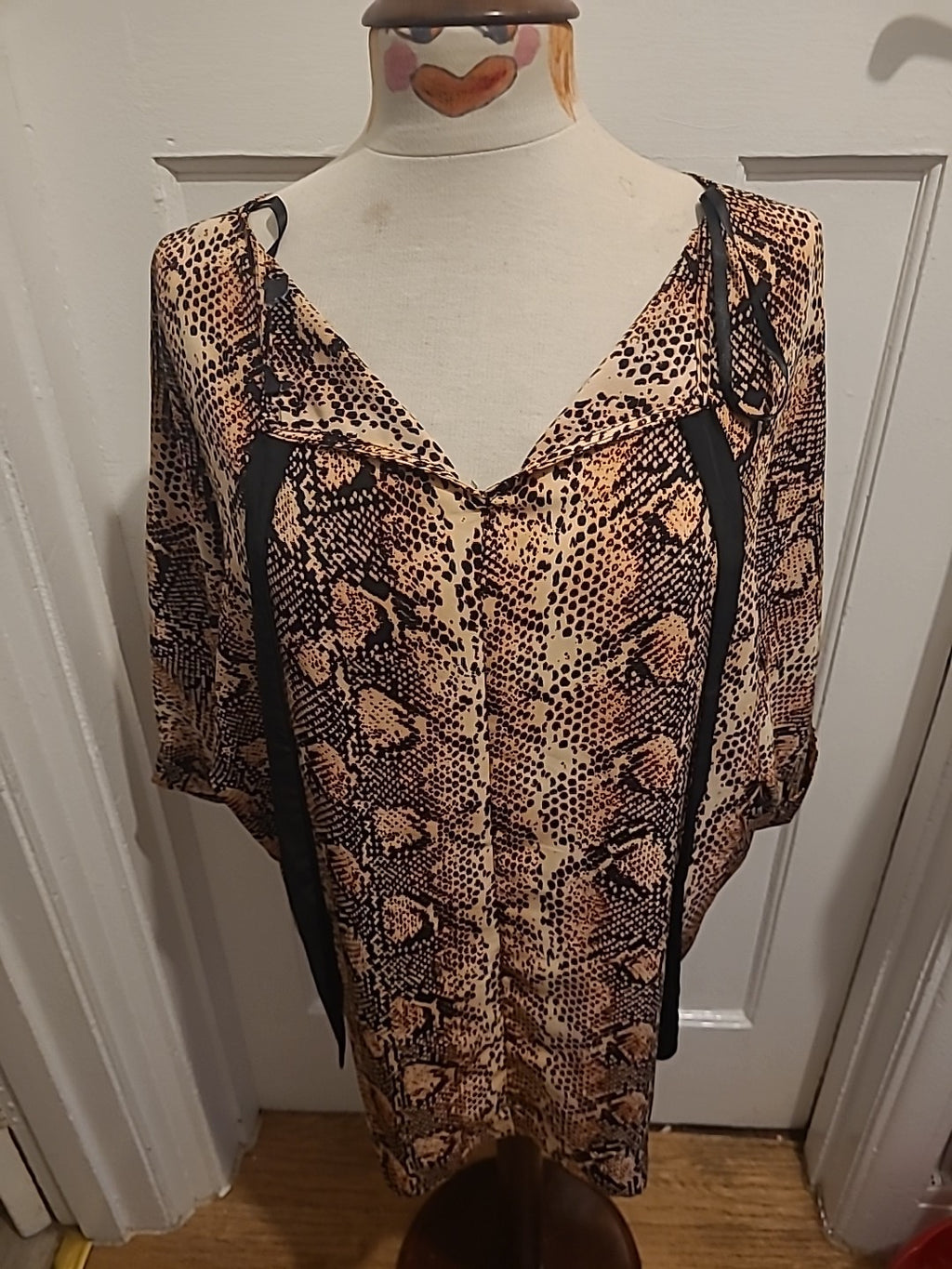 Ladies Primark Size 14 Brown Shaded Animal Printed Short Sleeved Tshirt