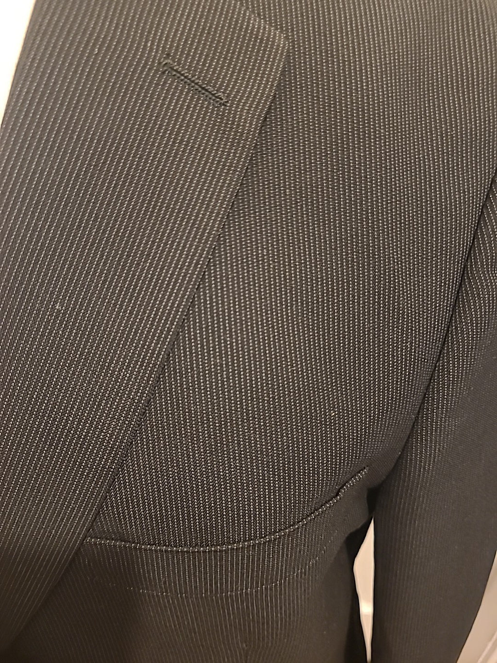 Mens Thomas Nash 42R Black Pinstripe Lined Padded Blazer