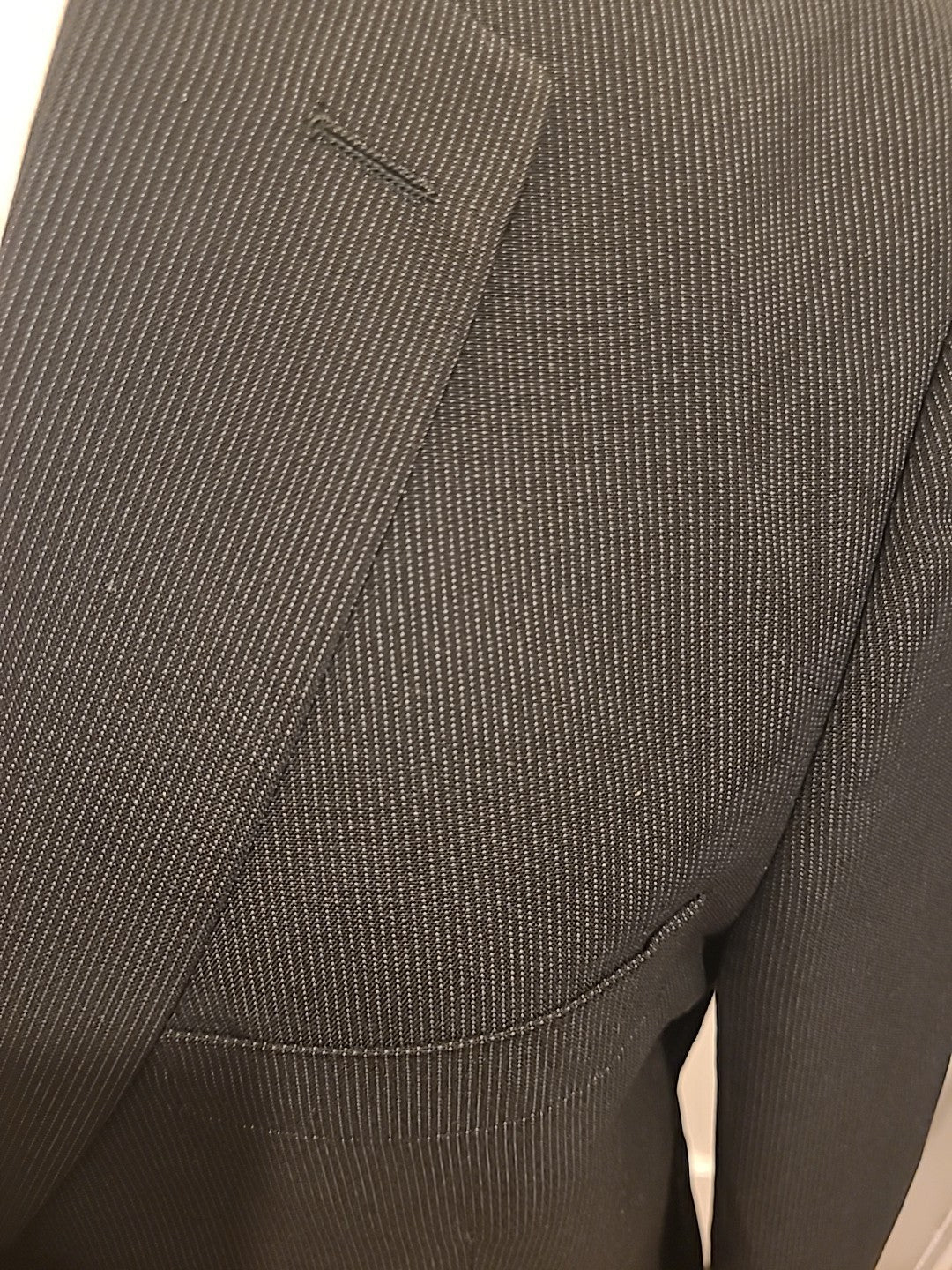 Mens Thomas Nash 42R Black Pinstripe Lined Padded Blazer