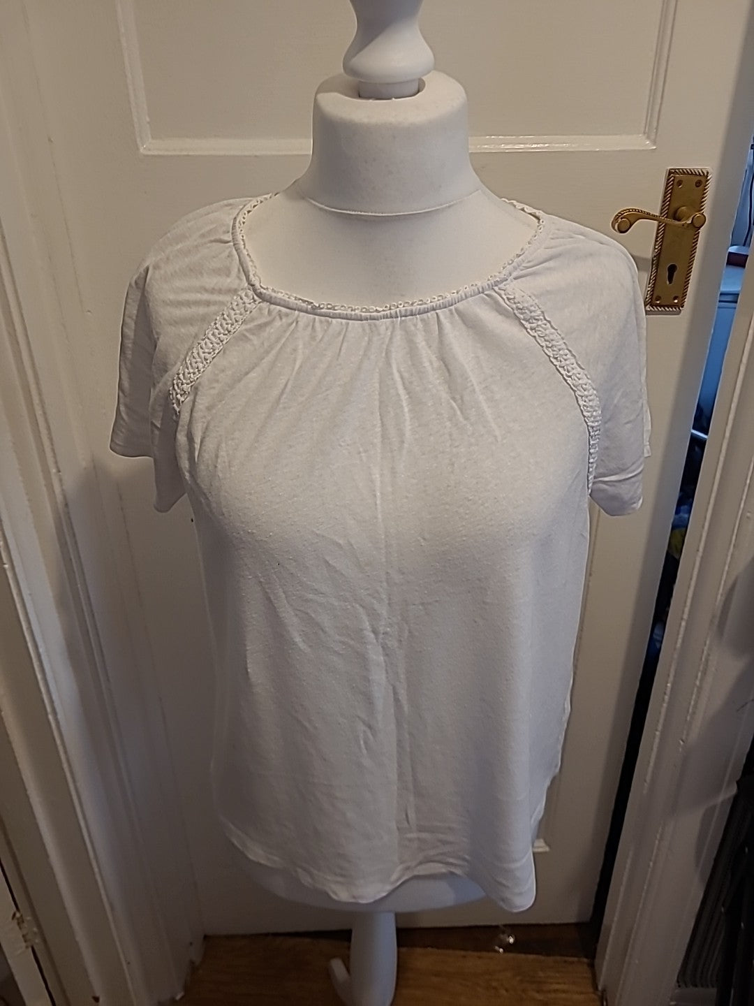 Ladies M&S Collection Size 12 White Frilly Neck Hem Short Sleeved Blouse