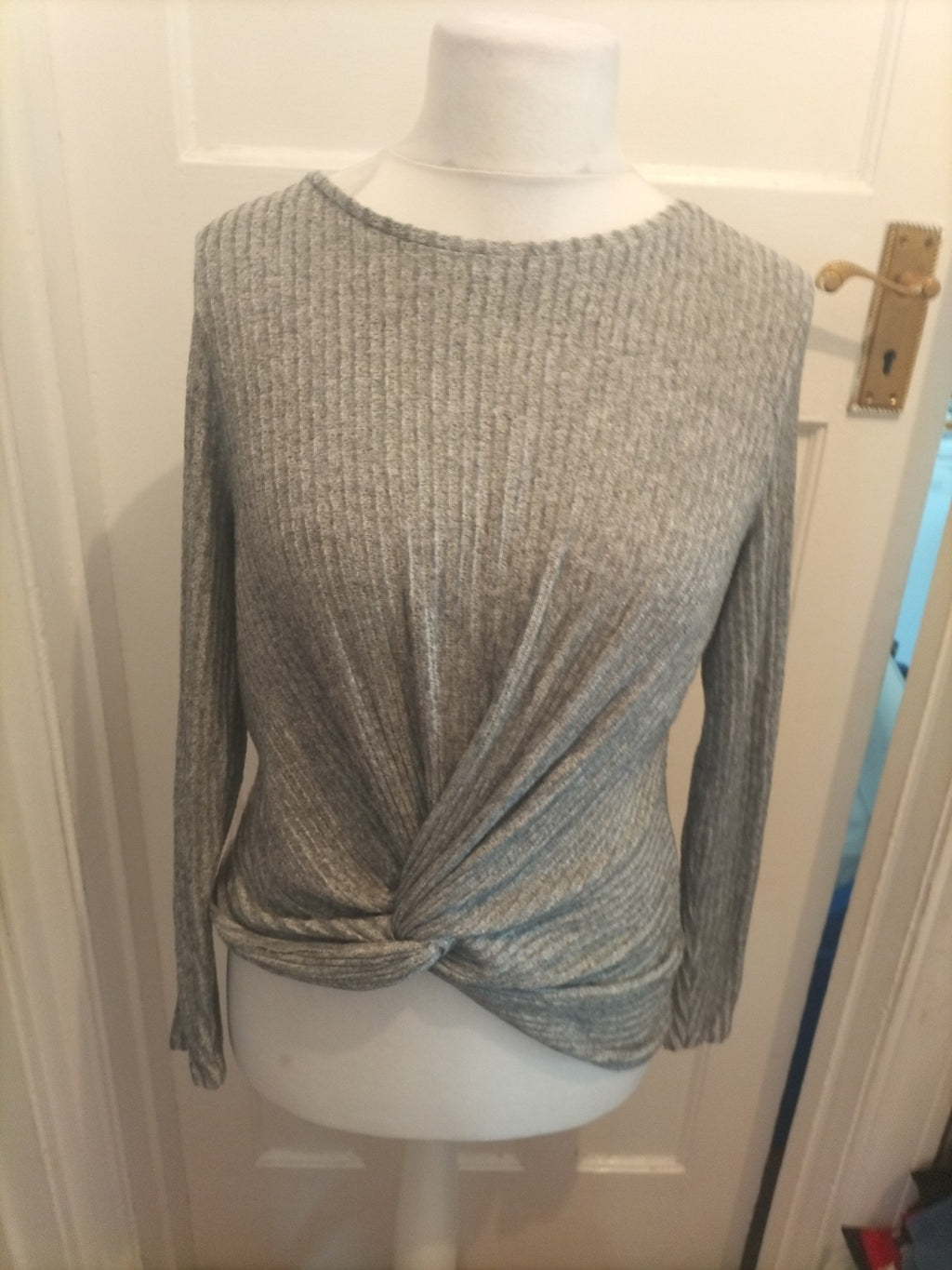 New Look 10 Grey Knot Detail Long Sleeved Jumper