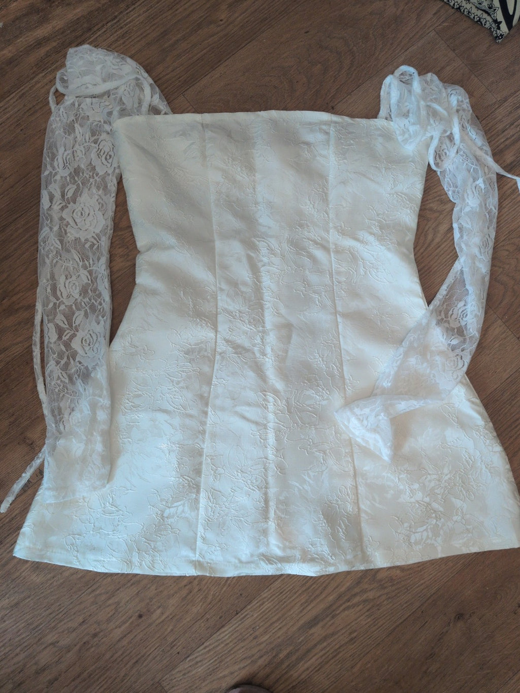 Shein Medium White Patterned Lace Sleeve Top
