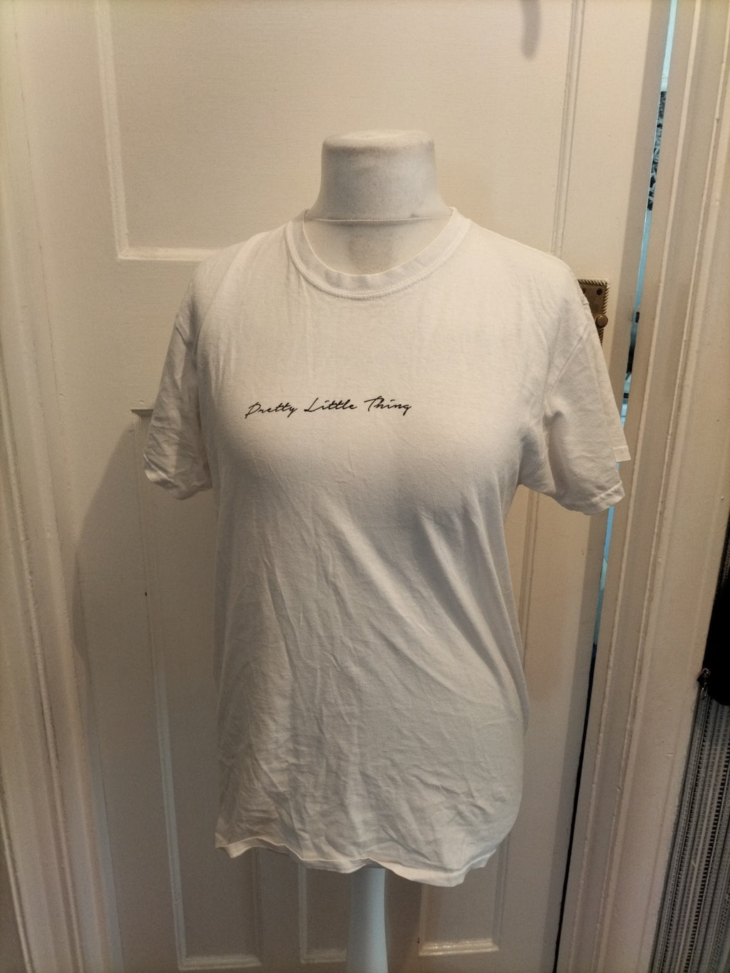 Ladies Prettylittlething Size Small White Print Short Sleeved Tshirt