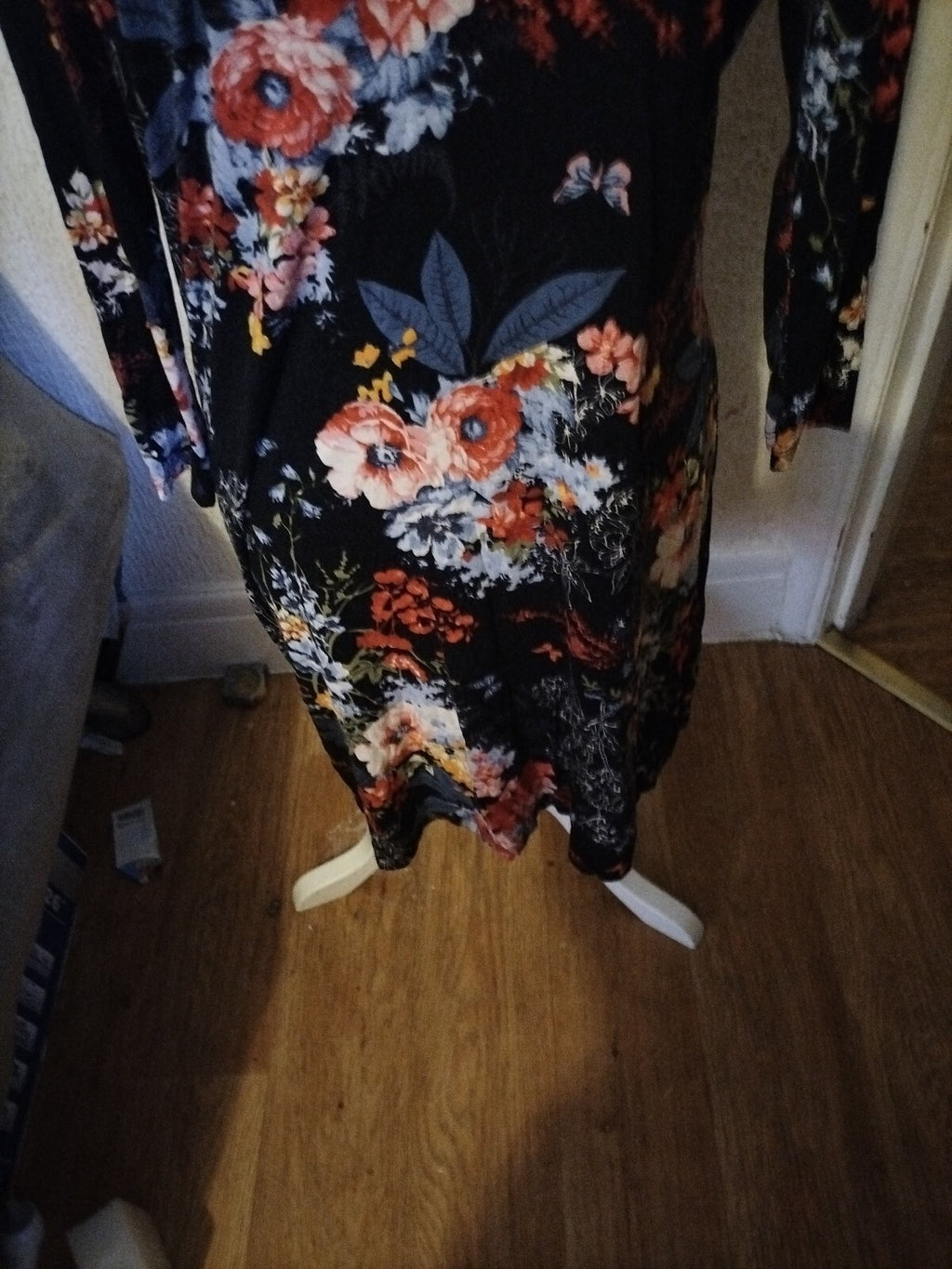 Ladies Tu Size 12 Floral Mid Sleeved Dress