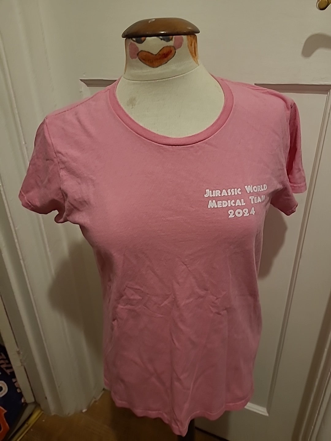 Ladies Gildan Size Large Pink Thorpe Park Medical Team Tshirt