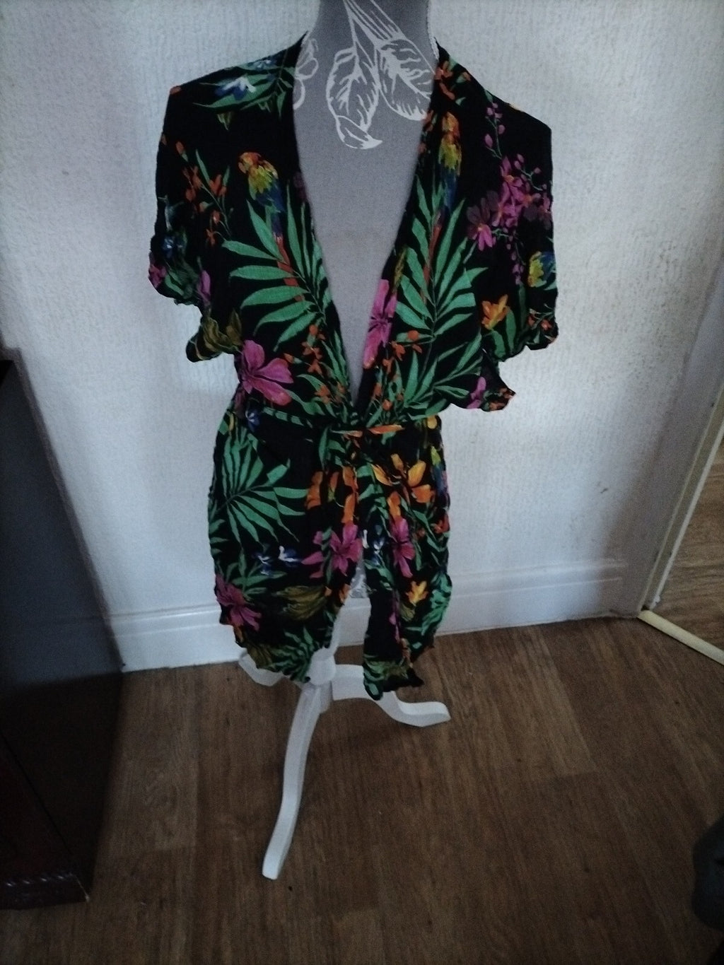 Ladies Primark Size Medium Multi Short Sleeved Top