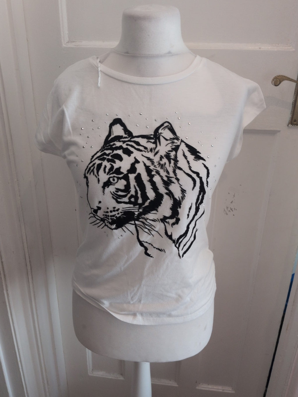 Tu 10 White Tiger Short Sleeve T-shirt