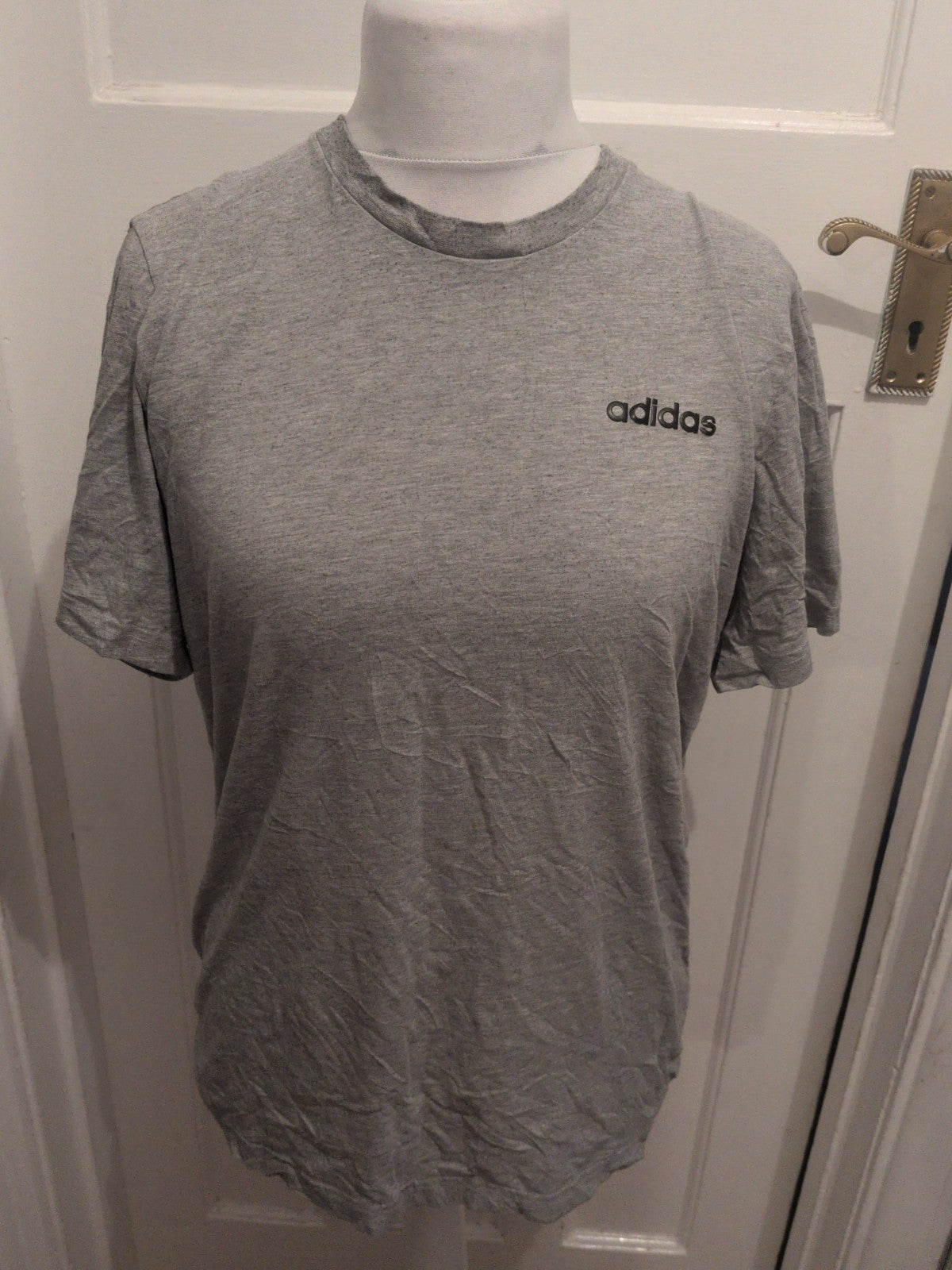 Adidas Large Grey Round Neck Short Sleeve T-shirt