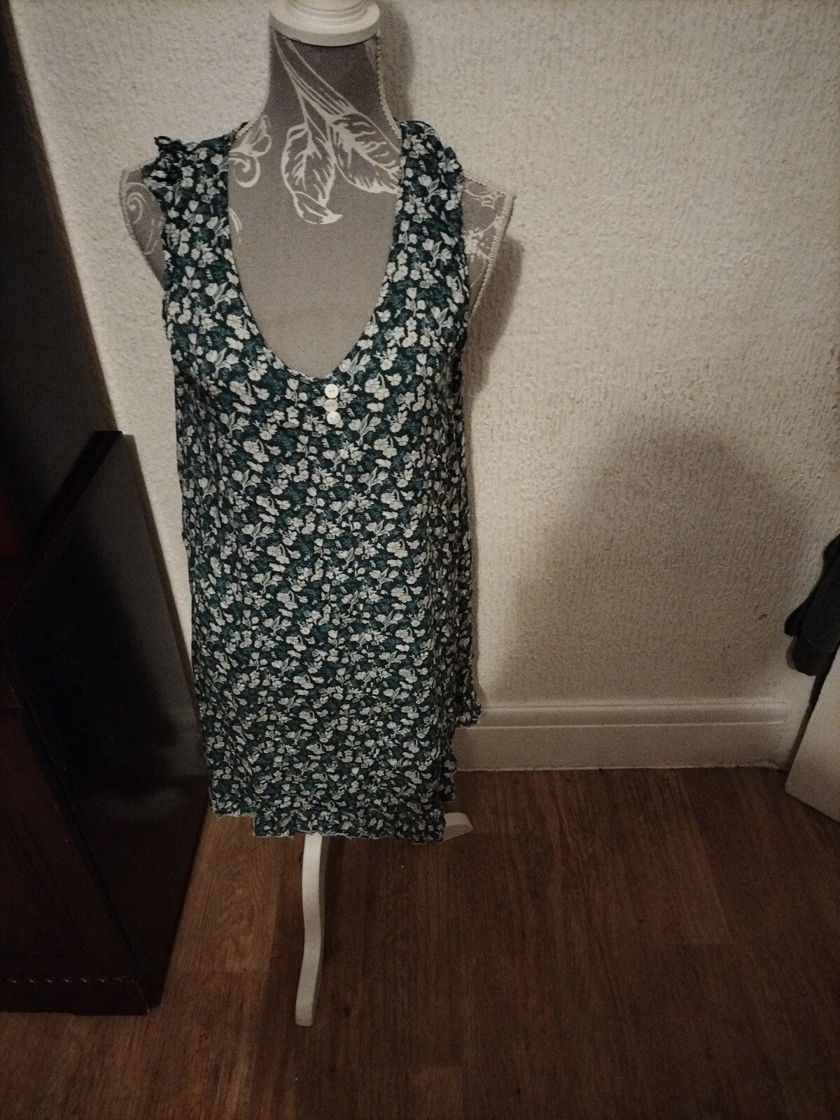 Ladies Lucky Style Xxl Green And White Sleeveless Dress
