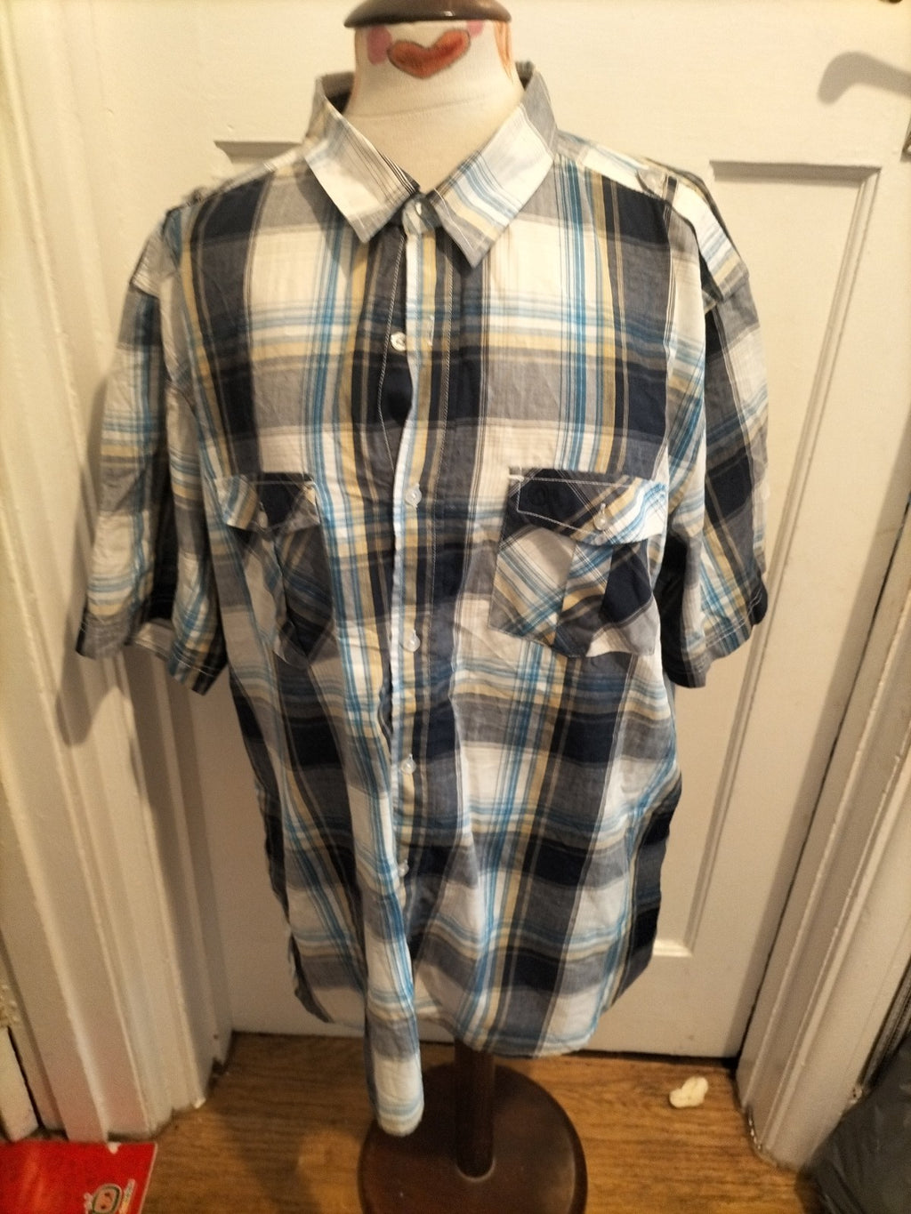 Mens Tog24 Size 2XL White/Grey/Navy Check Short Sleeved Shirt.
