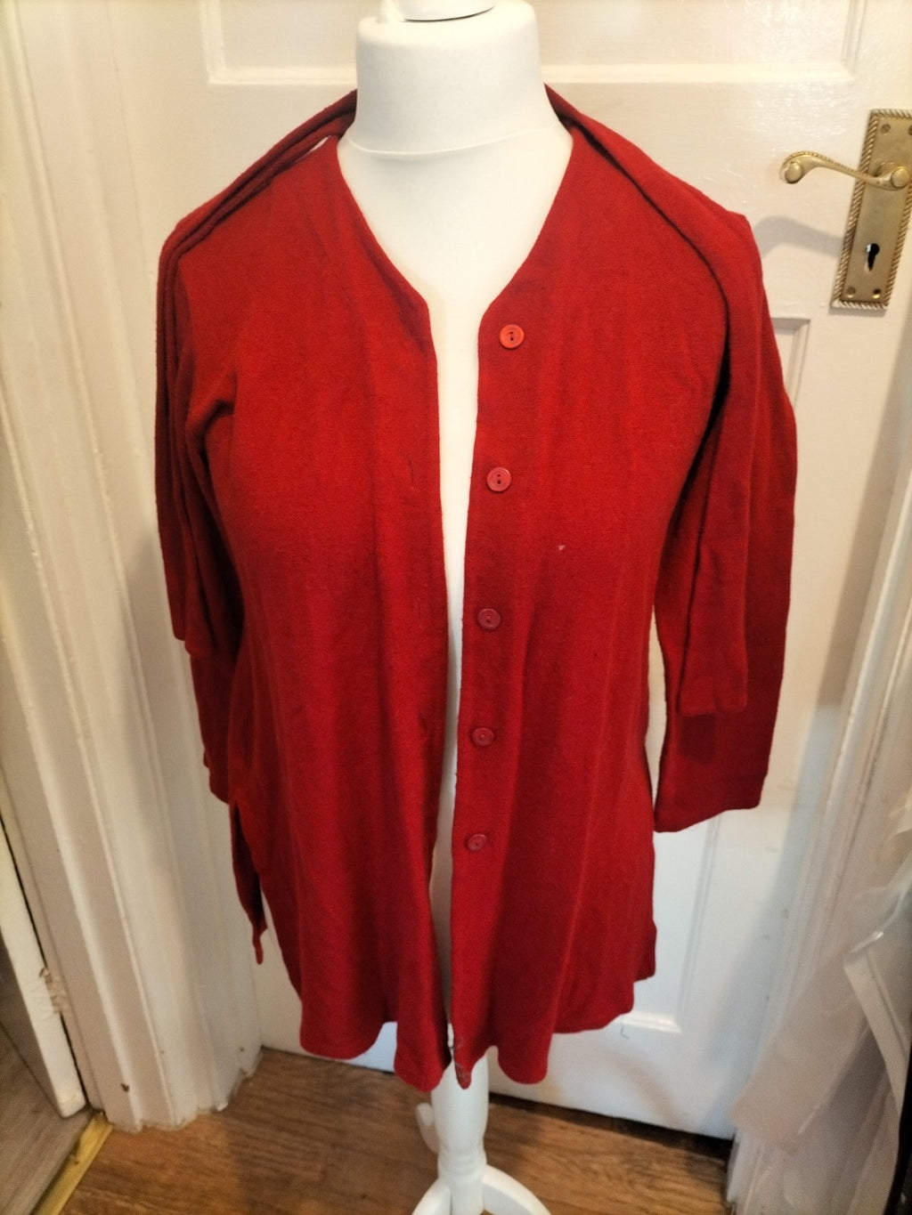 Ladies EW Collections Size 12 Red Buttoned Cardigan