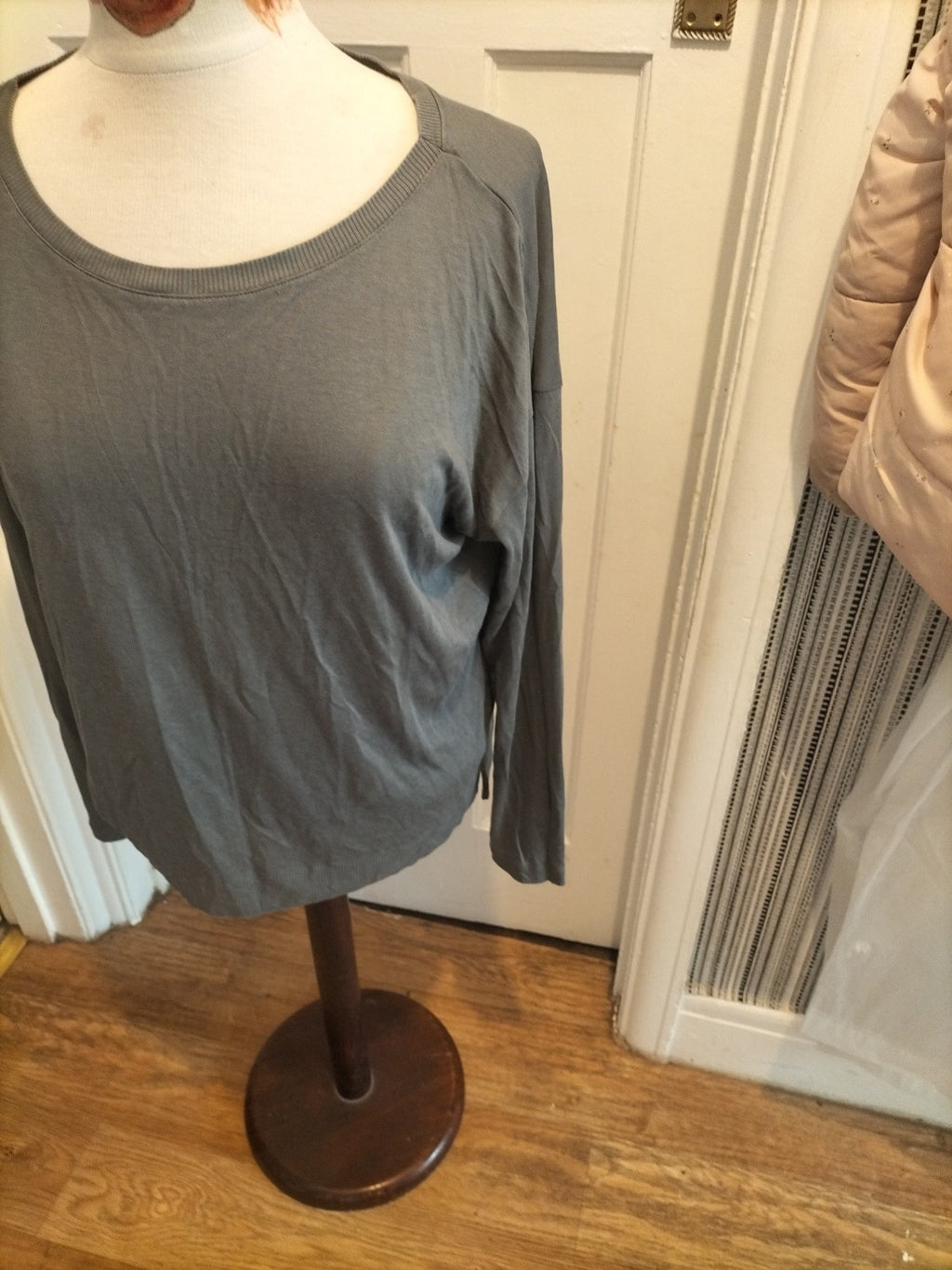 Ladies Bennetton Size Large Grey Long Sleeved Tshirt