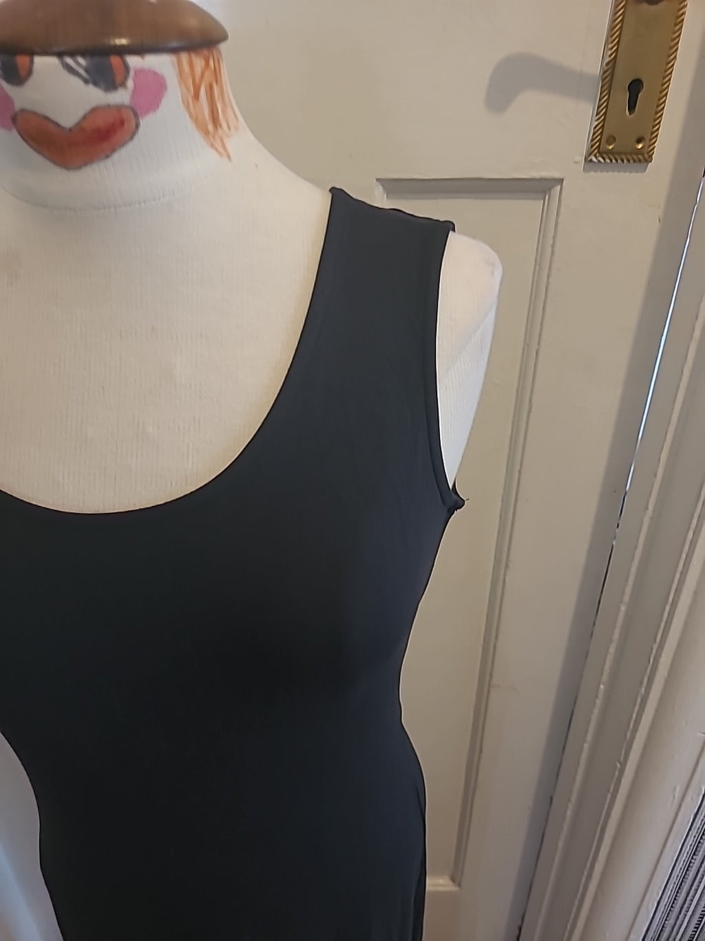 Ladies Find Size Small Black Split Hem Sleeveless Long Length Dress