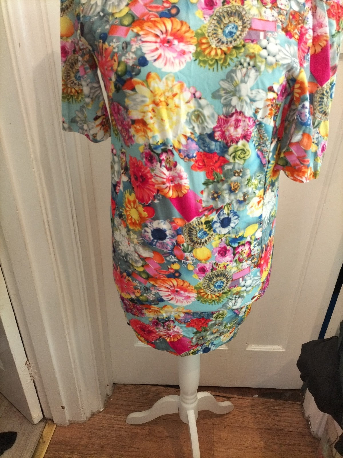 Ladies Asos Size Small Bright Coloured Floral Short Sleeve Dress