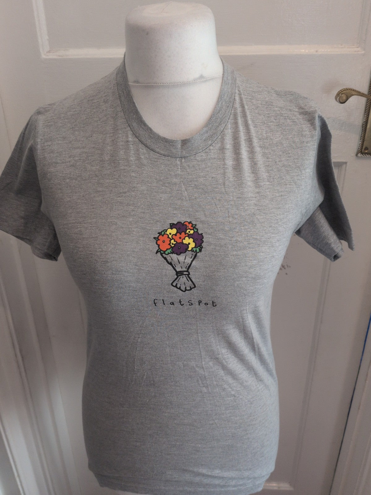 American Apparel Small Grey With Flower Short Sleeve T-shirt