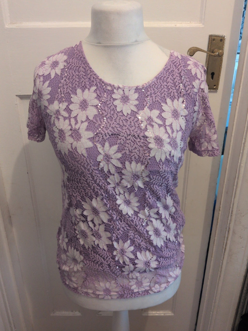 Brand New Ladies Text Size Small Purple Floral Lined Short Sleeve Blouse
