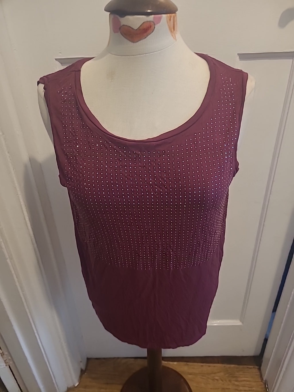 Ladies Encuentro Size Small Purple With Silver/Gold Detailed Sleeveless Tshirt