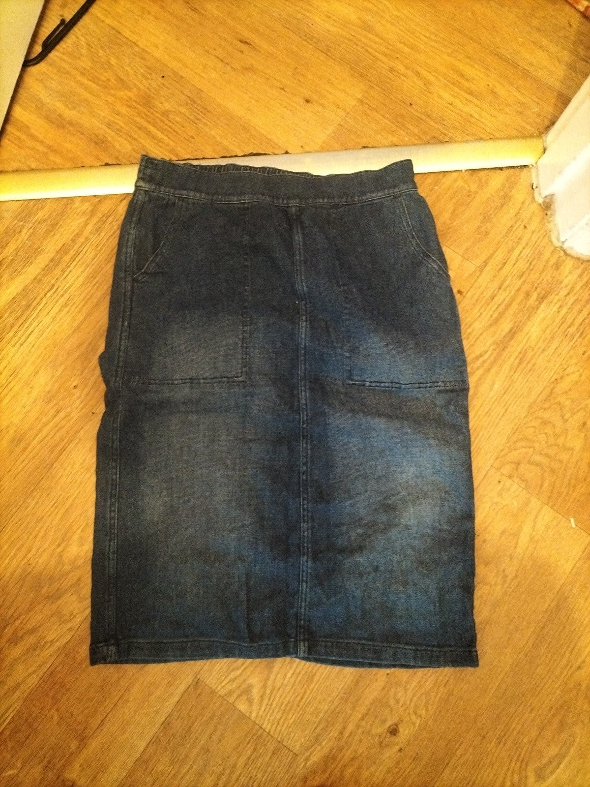 Ladies White Stuff Size 8 Super soft Denim Elasticated Skirt