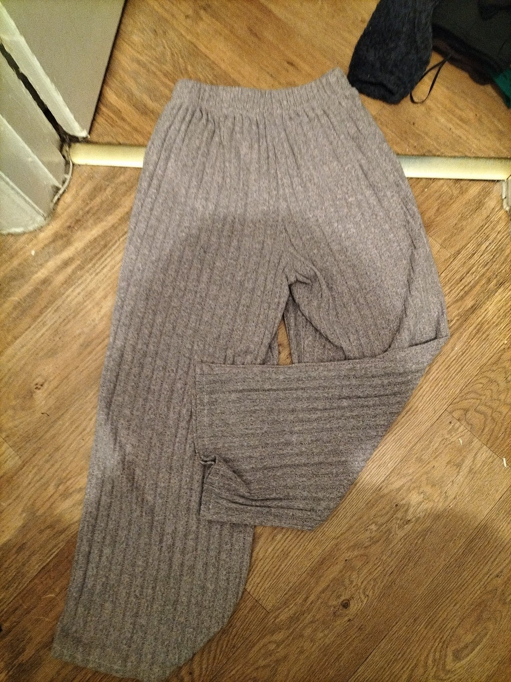 Ladies Size Large Pale Purple Ribbed Elasticated Leggings