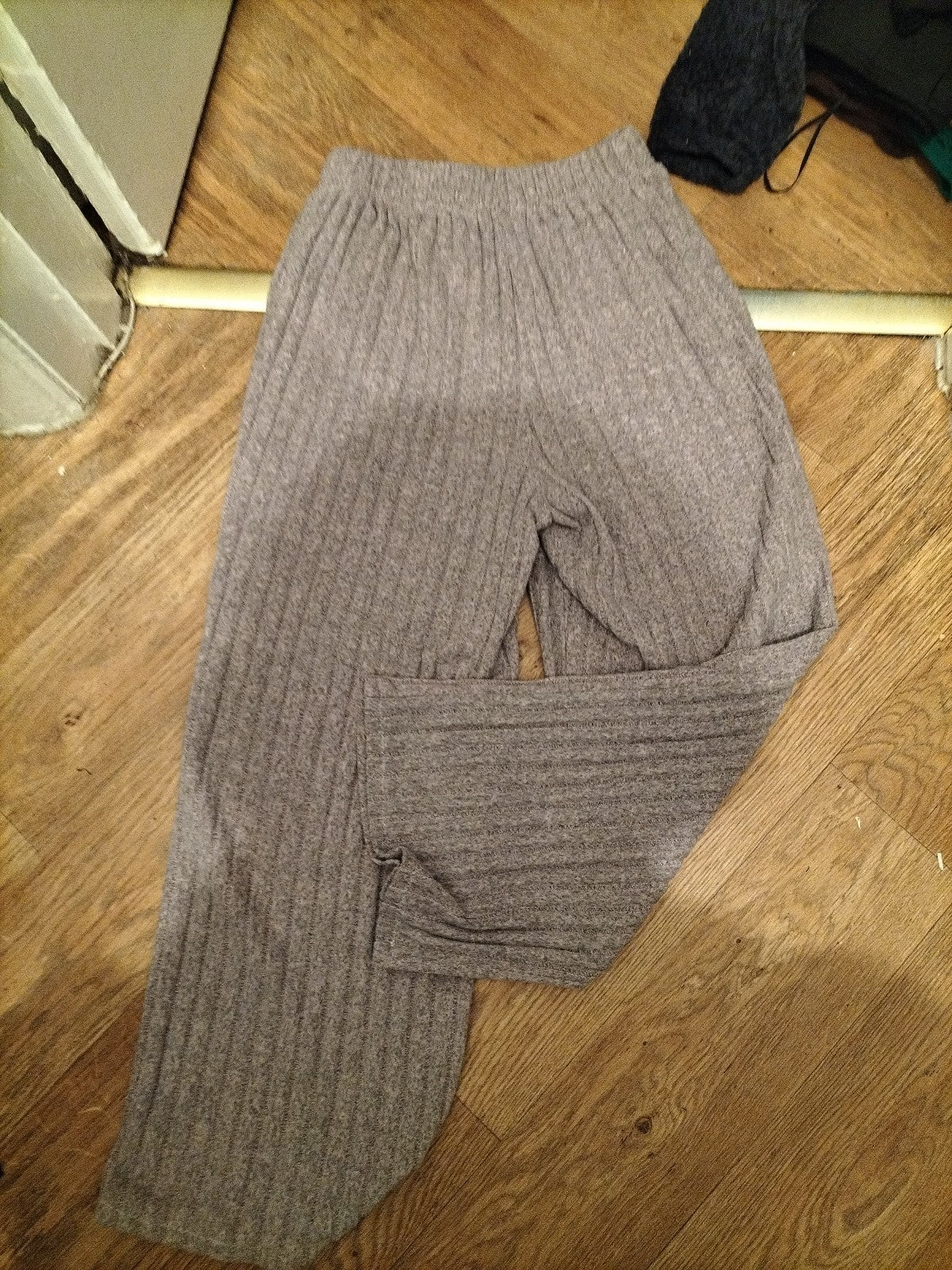 Ladies Size Large Pale Purple Ribbed Elasticated Leggings
