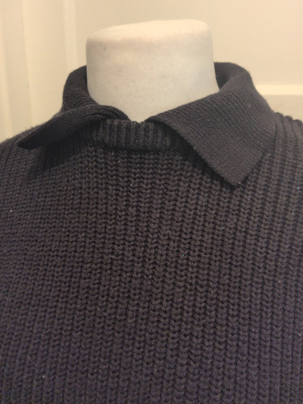 Contemporary Casuals Medium Black Knit Long Sleeve Jumper Collared